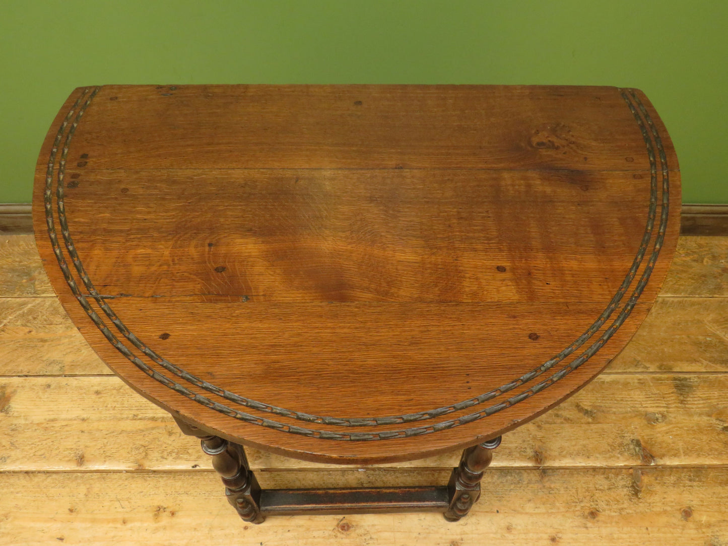 Victorian Oval Oak Drop Leaf Table with Drawer, suitable for occasional dining