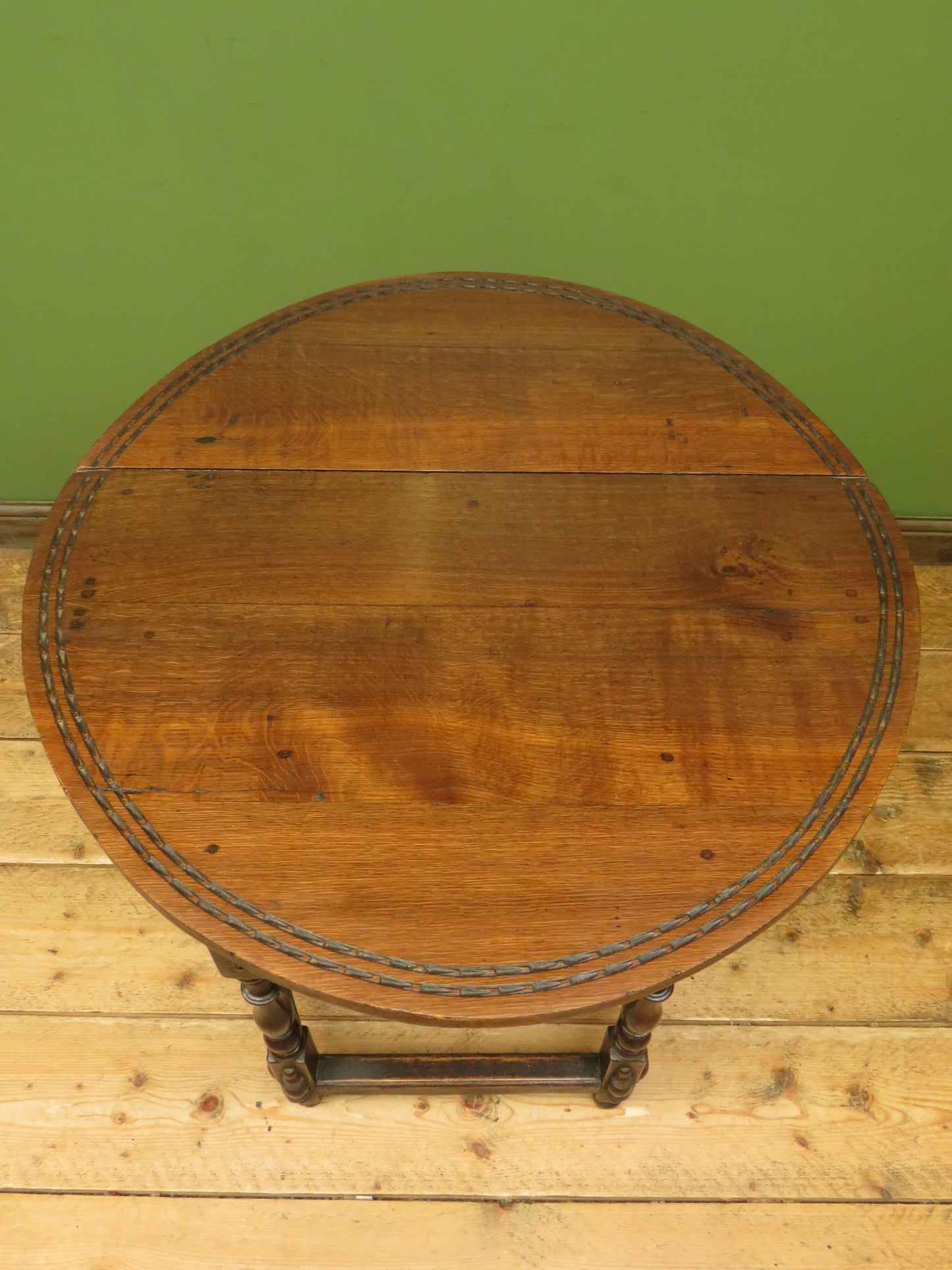 Victorian Oval Oak Drop Leaf Table with Drawer, suitable for occasional dining
