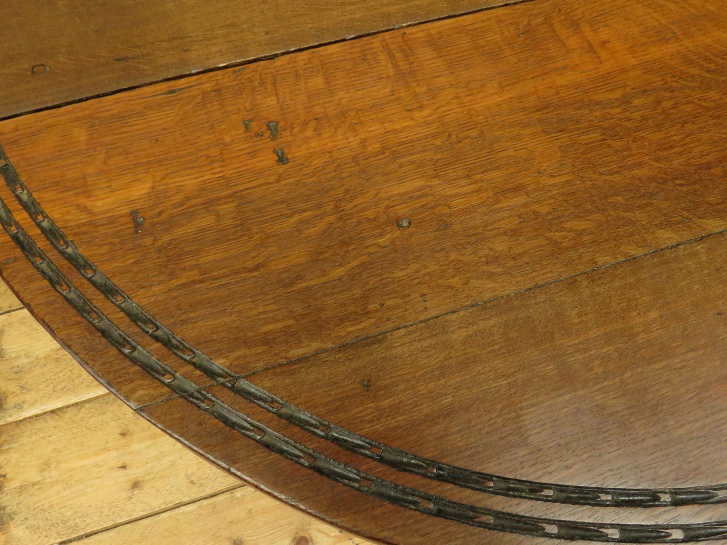 Victorian Oval Oak Drop Leaf Table with Drawer, suitable for occasional dining