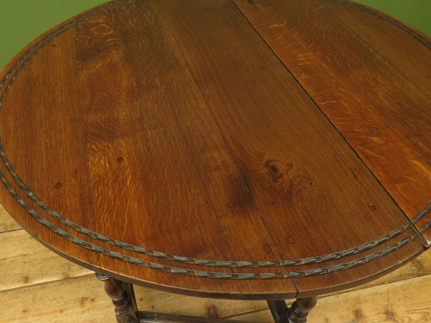 Victorian Oval Oak Drop Leaf Table with Drawer, suitable for occasional dining
