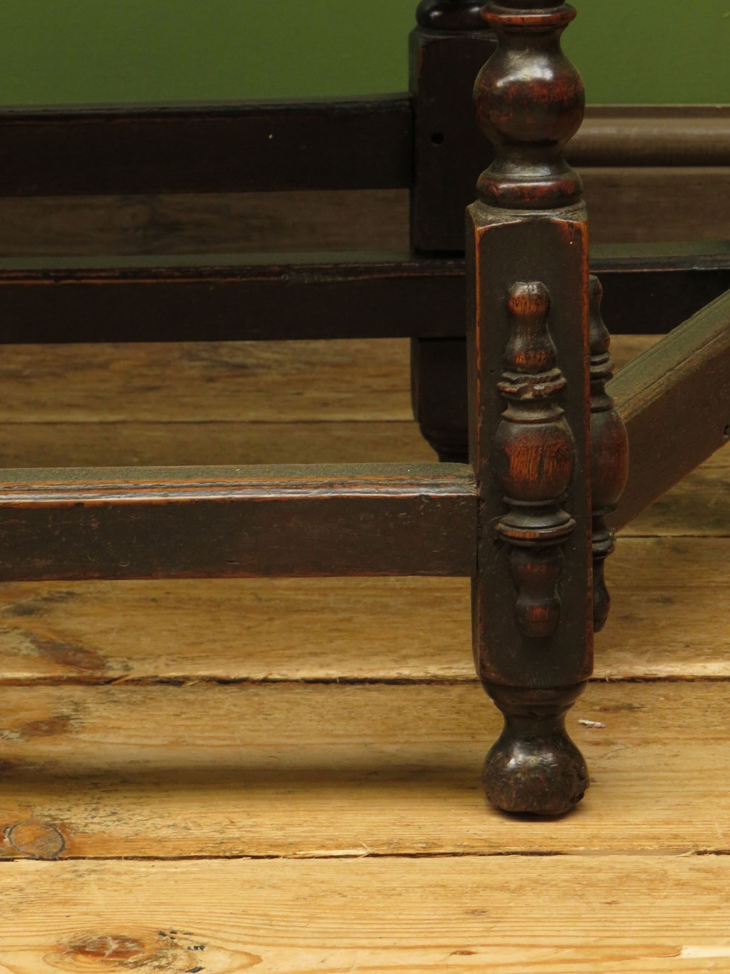 Victorian Oval Oak Drop Leaf Table with Drawer, suitable for occasional dining