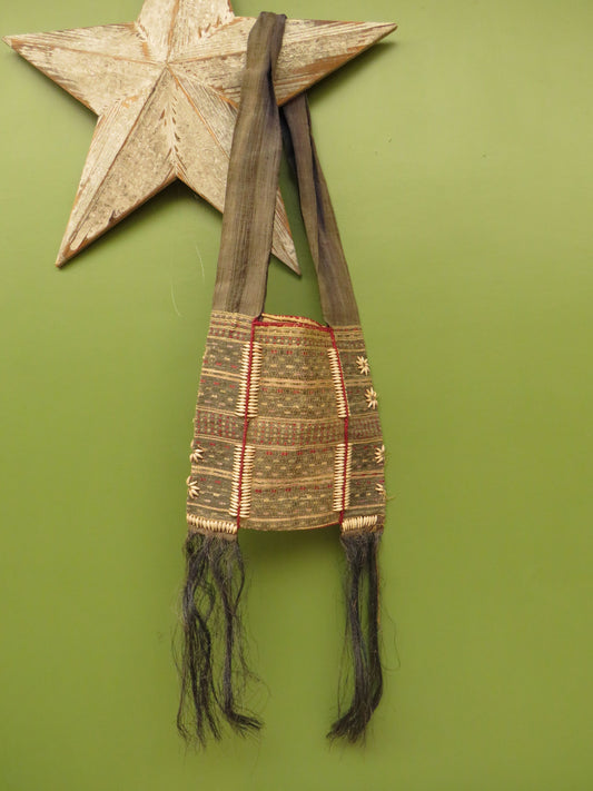 Antique Polynesian Bag with Shell Decoration