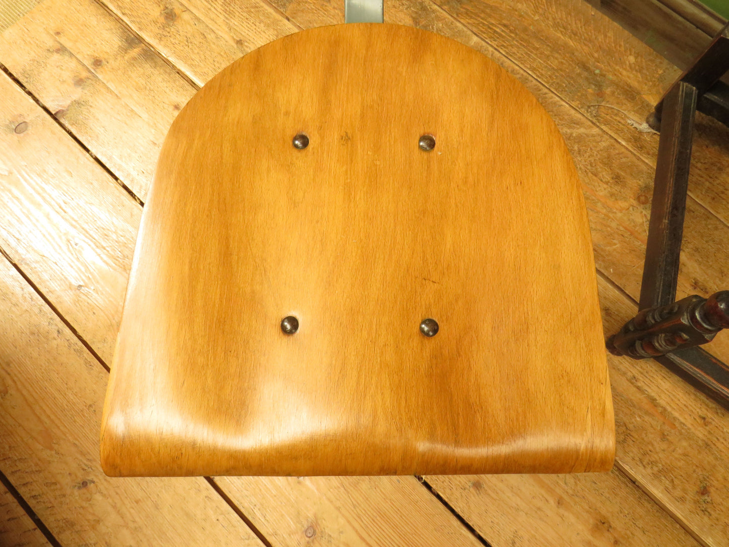 Vintage Singer Machinists Chair