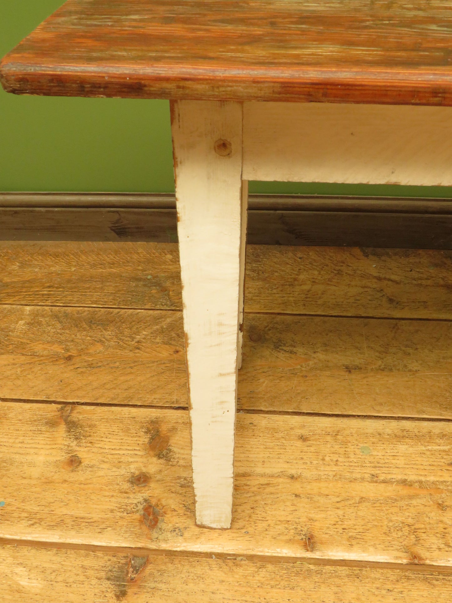 Rustic Potting Shed Bench with Chippy Paint Base