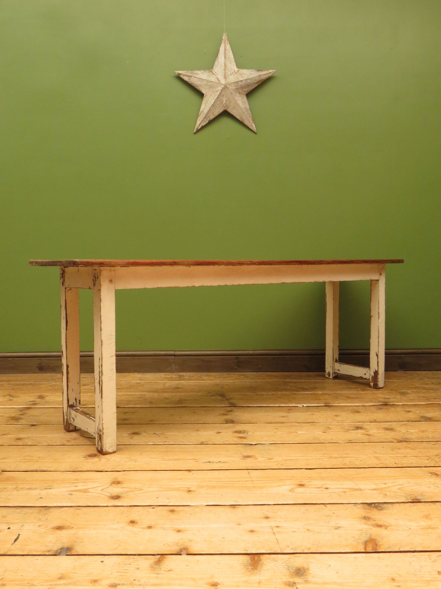 Rustic Potting Shed Bench with Chippy Paint Base