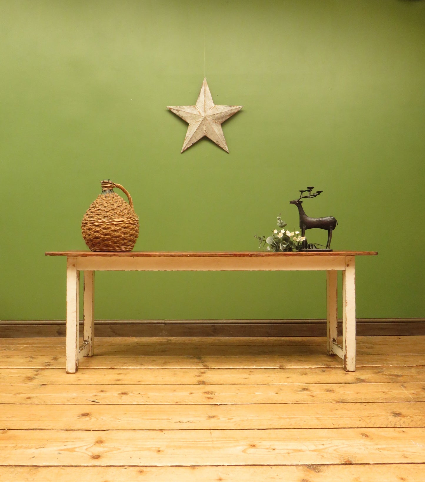 Rustic Potting Shed Bench with Chippy Paint Base