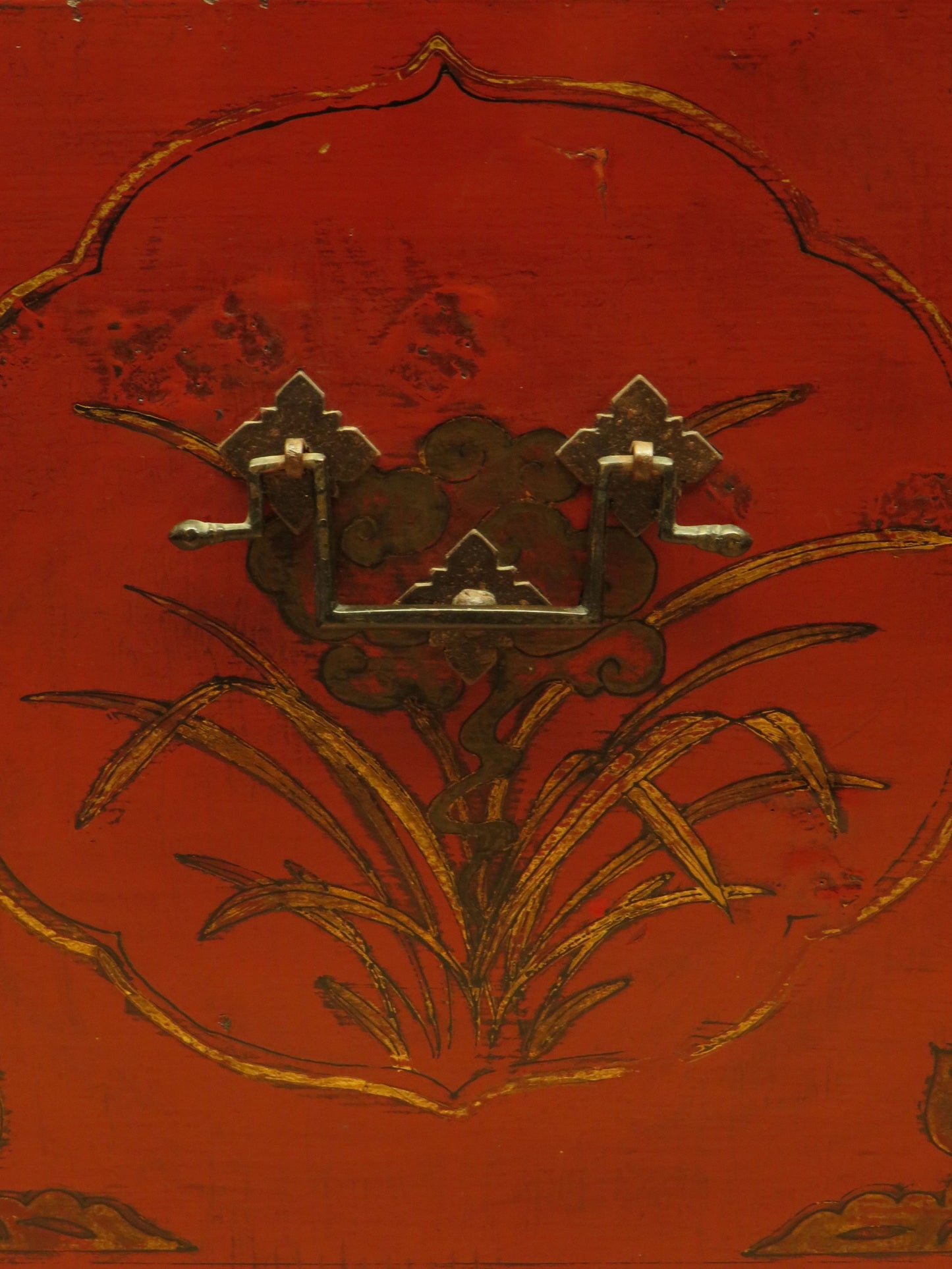 Early 20th Century Chinese Red Lacquered Blanket Chest