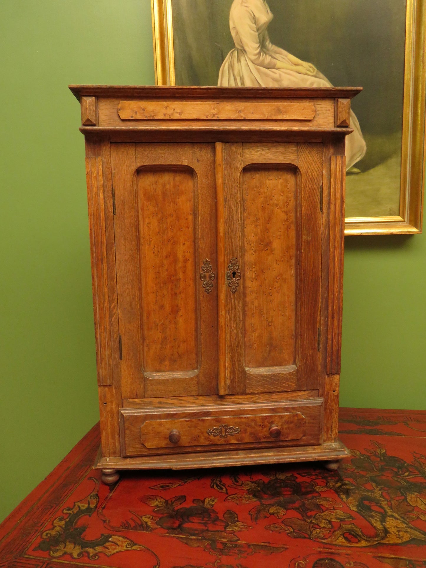 Antique Table top Cabinet in Oak and birds eye maple