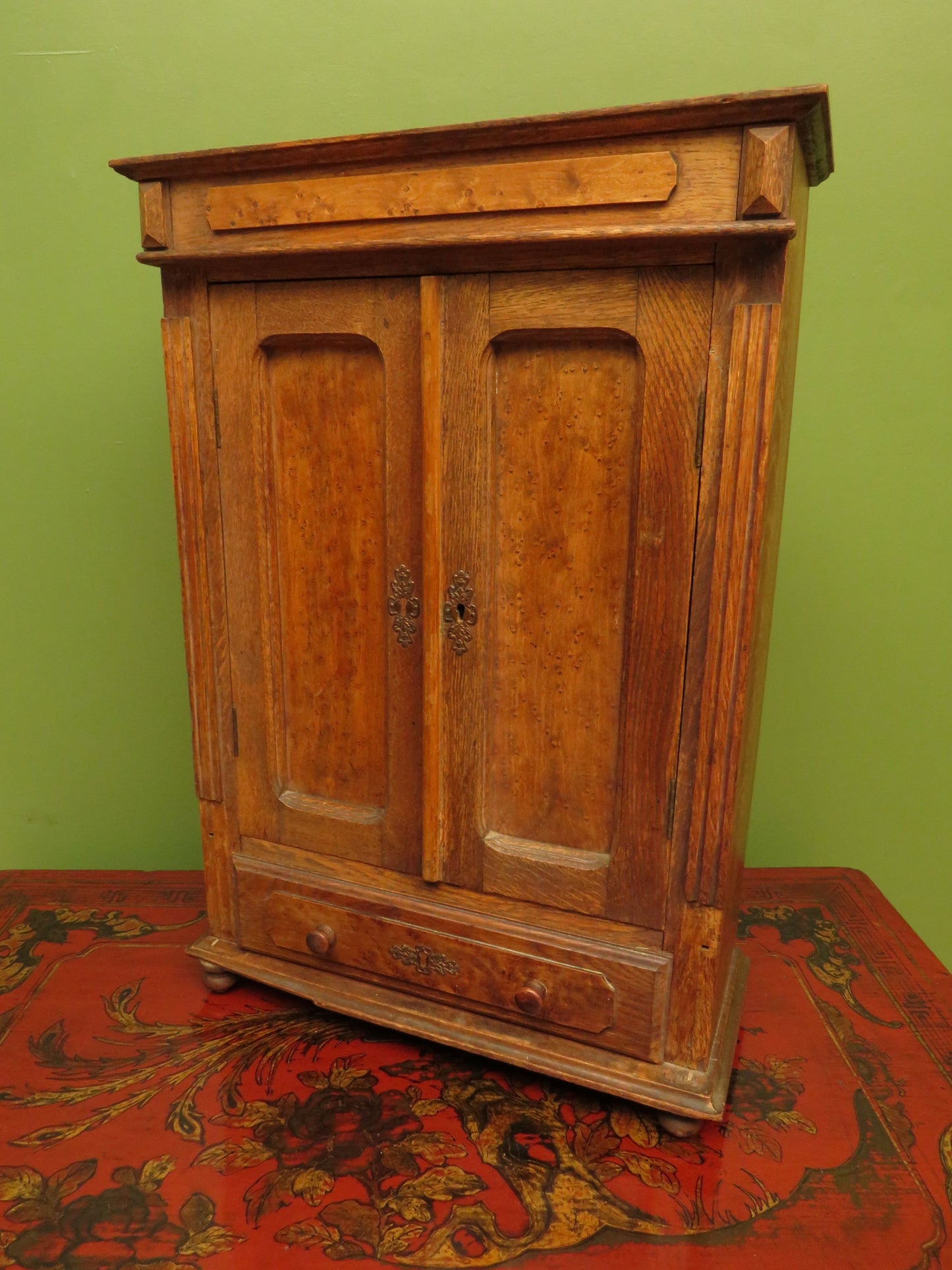 Antique Table top Cabinet in Oak and birds eye maple
