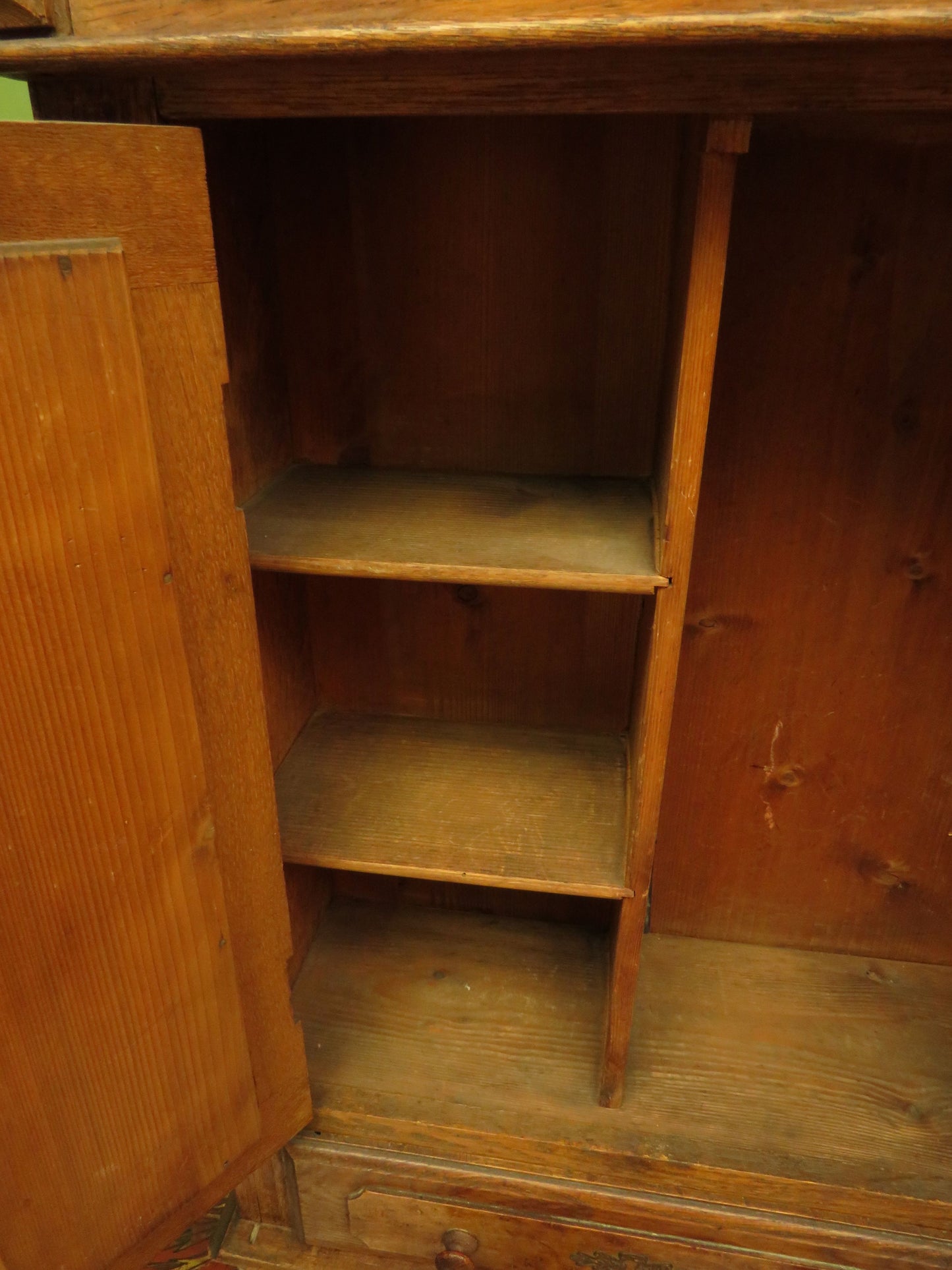 Antique Table top Cabinet in Oak and birds eye maple