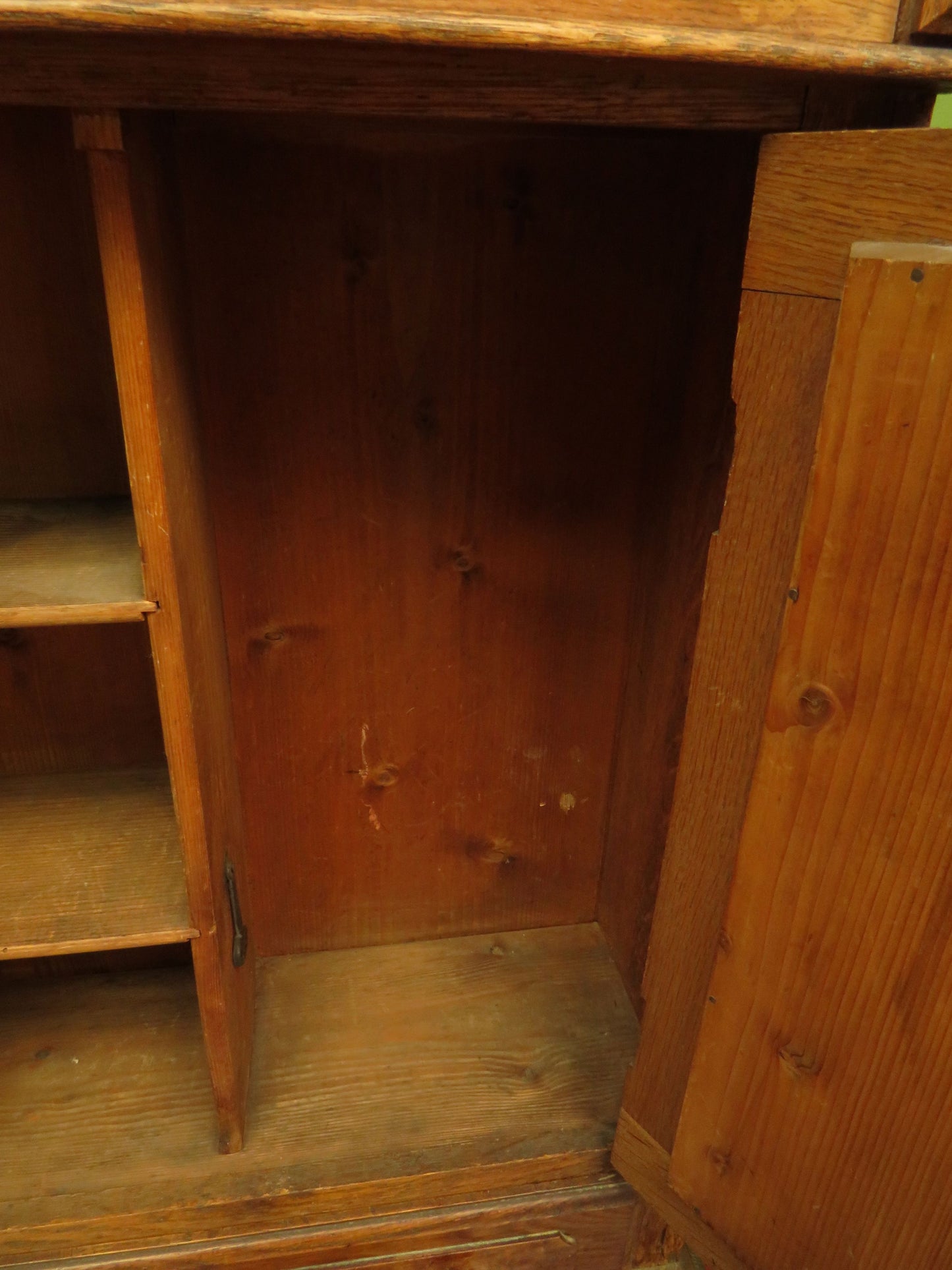 Antique Table top Cabinet in Oak and birds eye maple