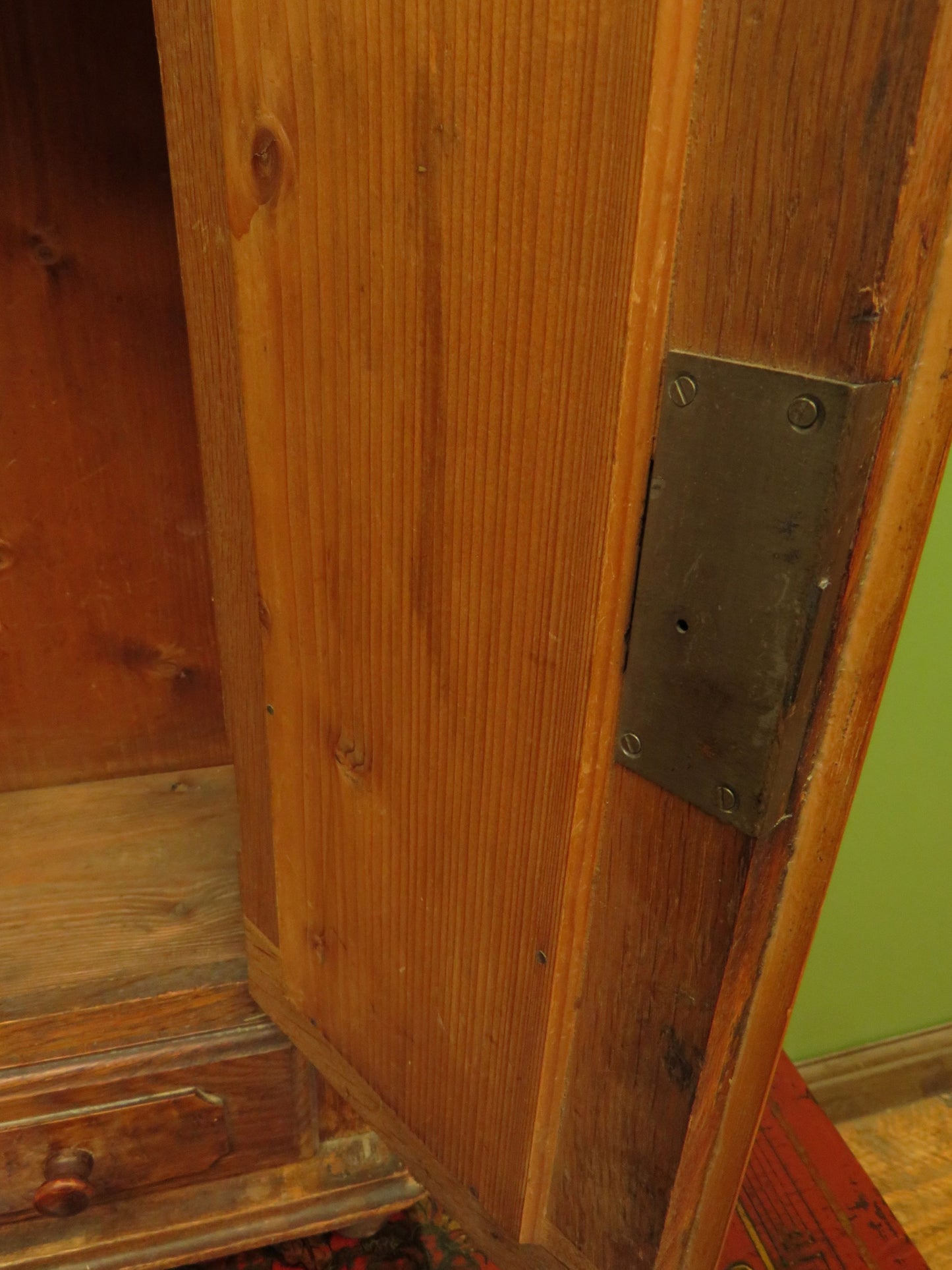 Antique Table top Cabinet in Oak and birds eye maple