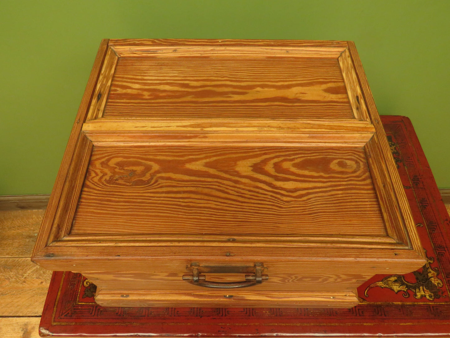 Pitch Pine storage Box