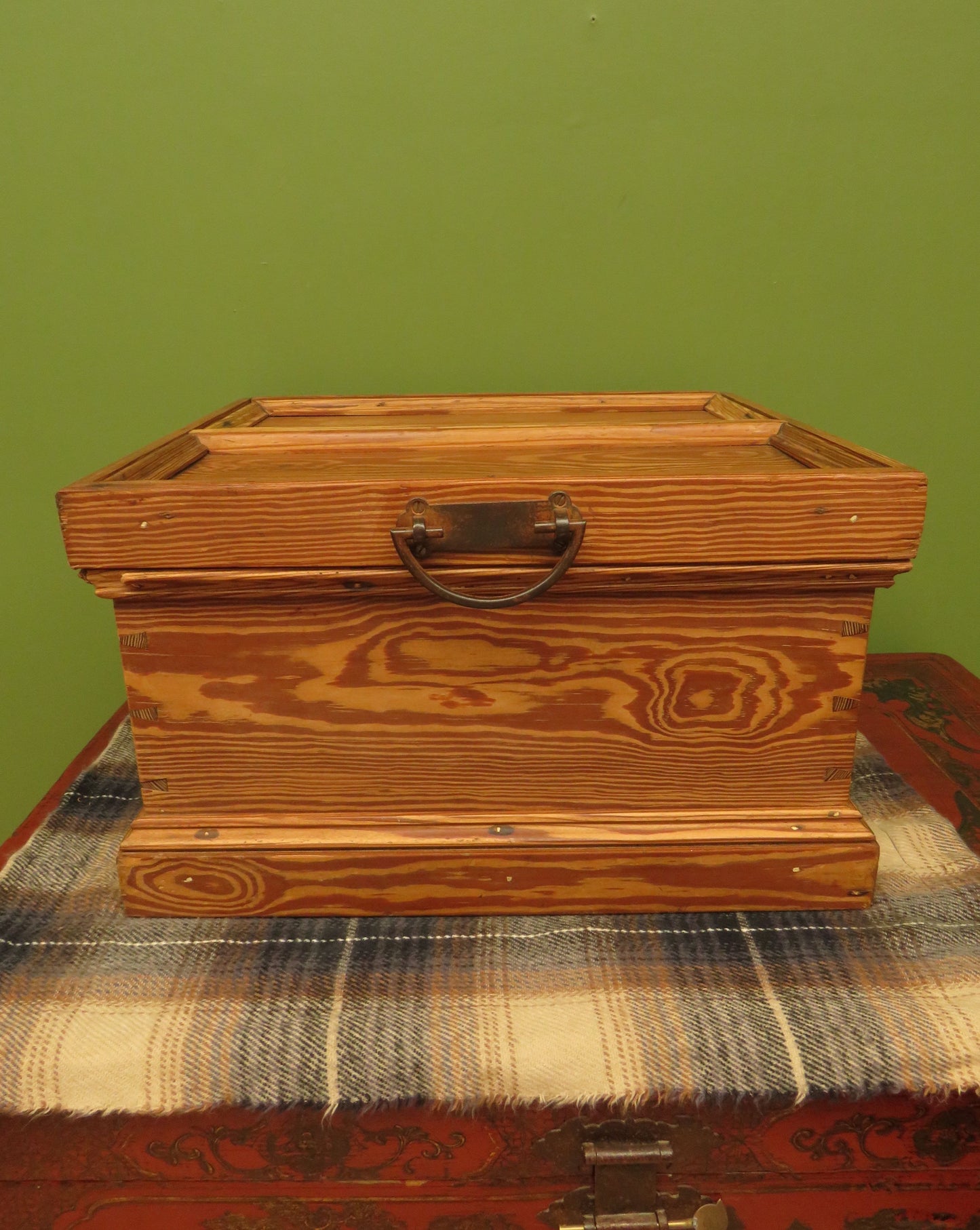 Pitch Pine storage Box