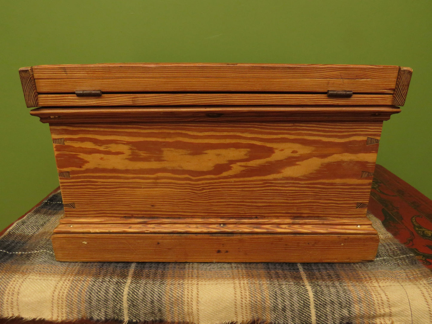 Pitch Pine storage Box