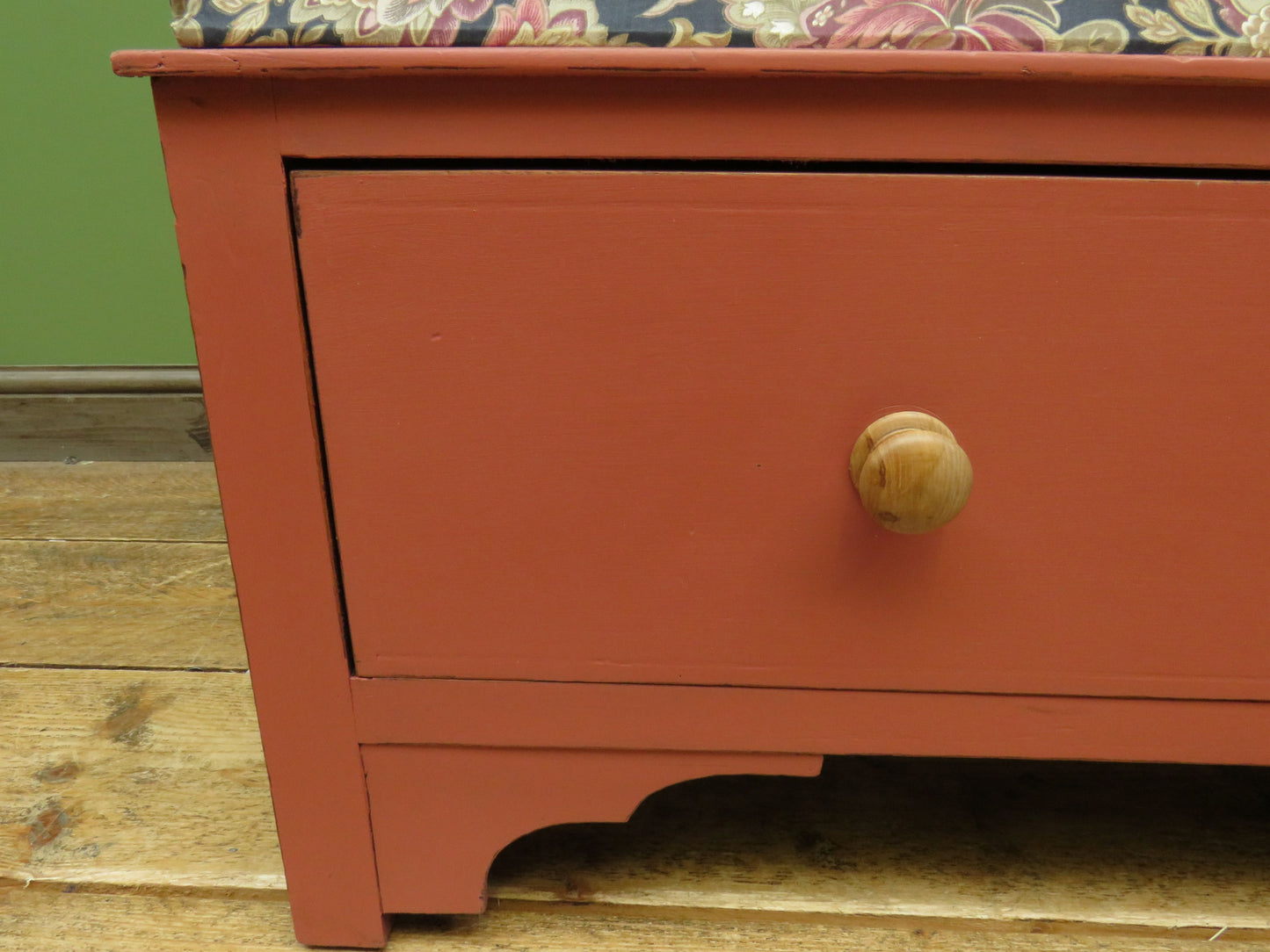 Bloomsbury Style Painted Storage Seat Ottoman with Floral Upholstery