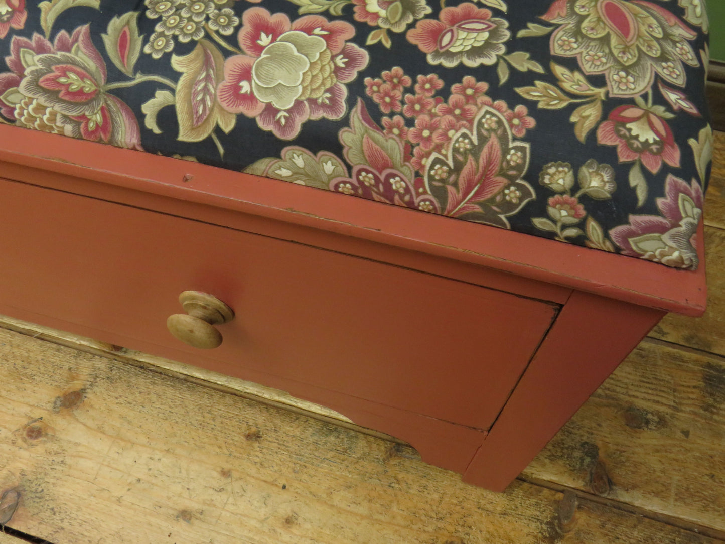 Bloomsbury Style Painted Storage Seat Ottoman with Floral Upholstery