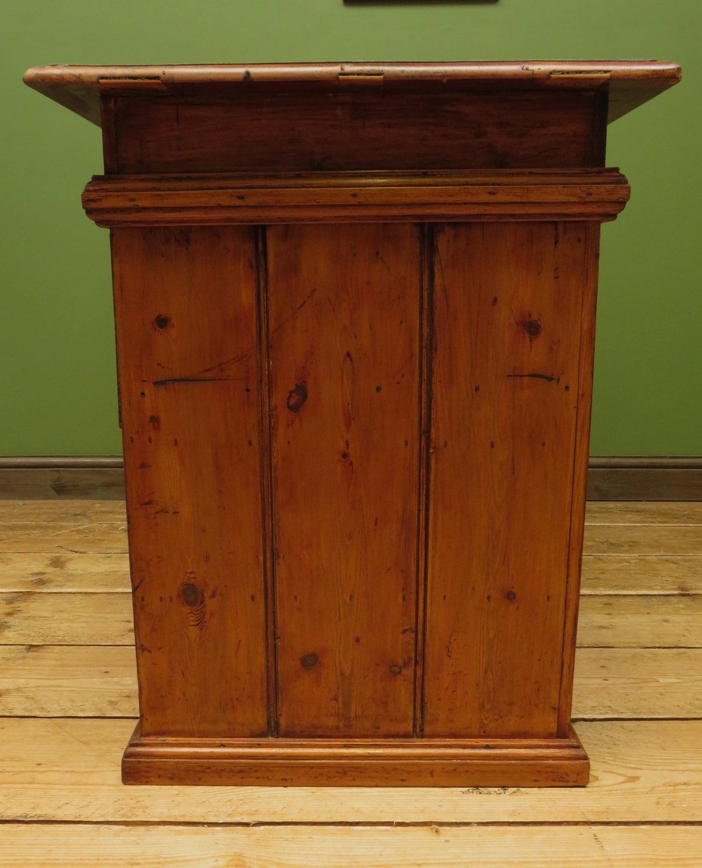 Victorian Sea Captains Style Desk in three parts