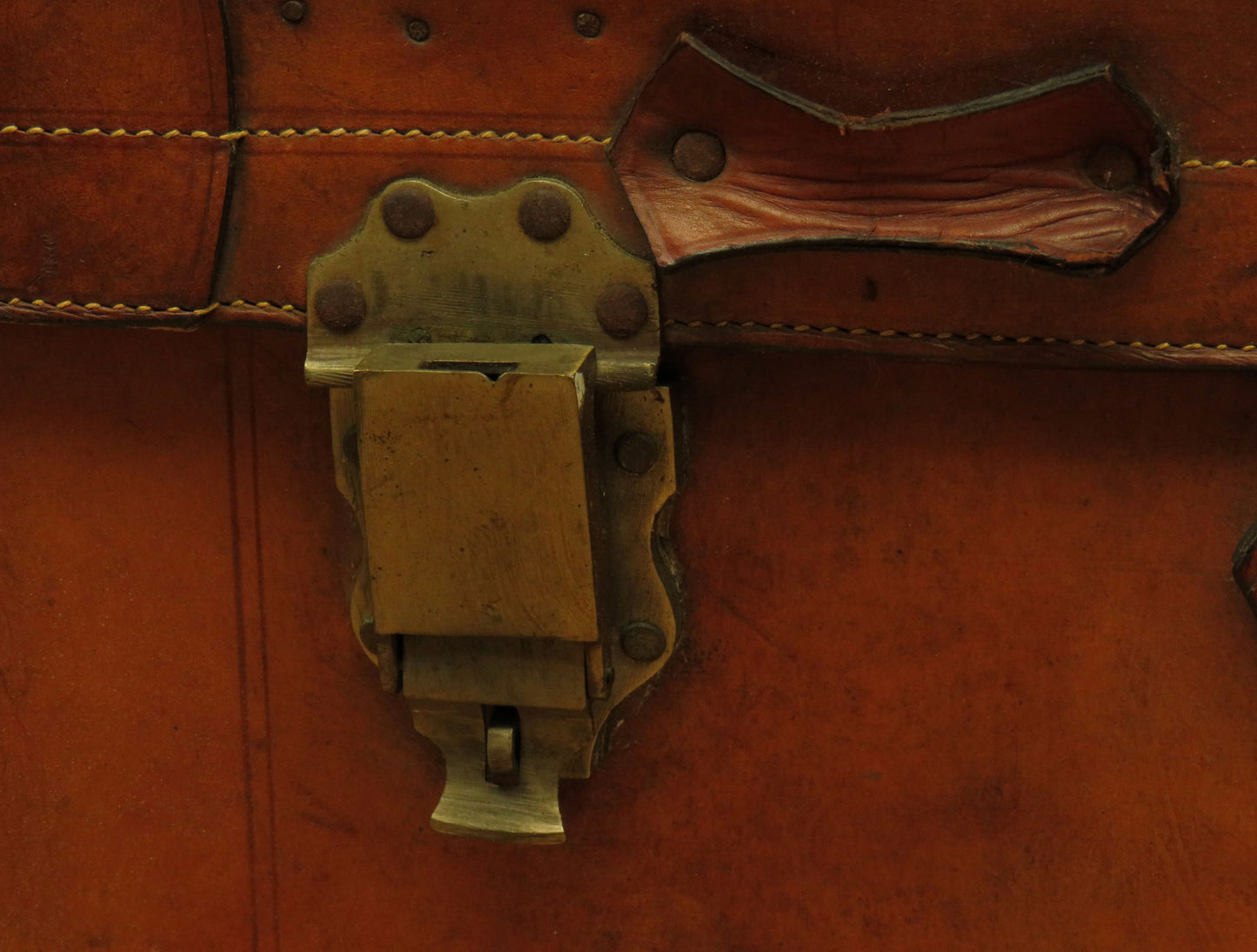 Leather Portmanteau Expanding Suitcase