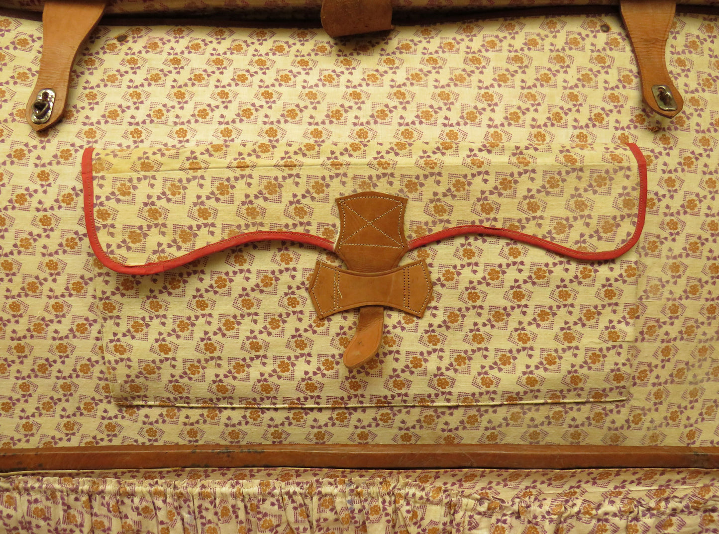 Leather Portmanteau Expanding Suitcase