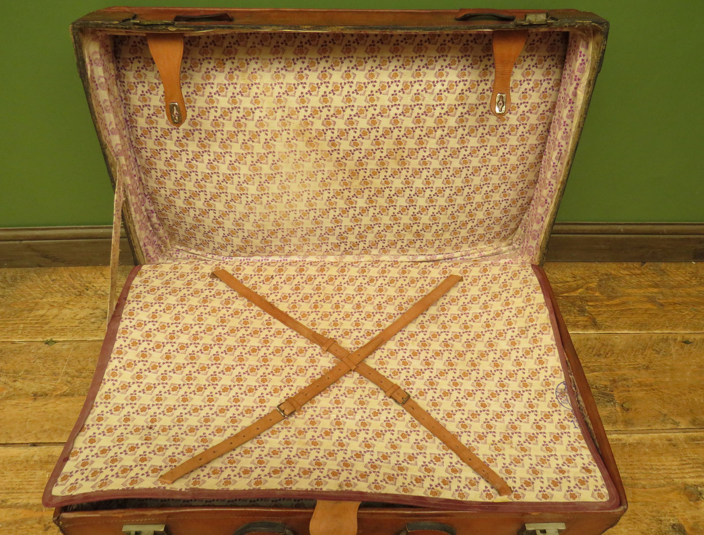 Leather Portmanteau Expanding Suitcase