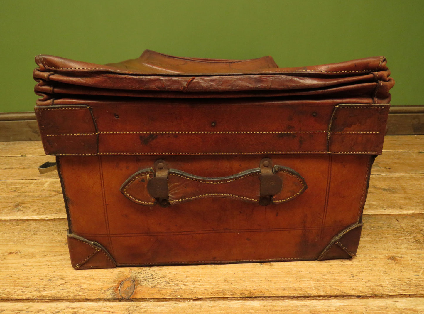 Leather Portmanteau Expanding Suitcase