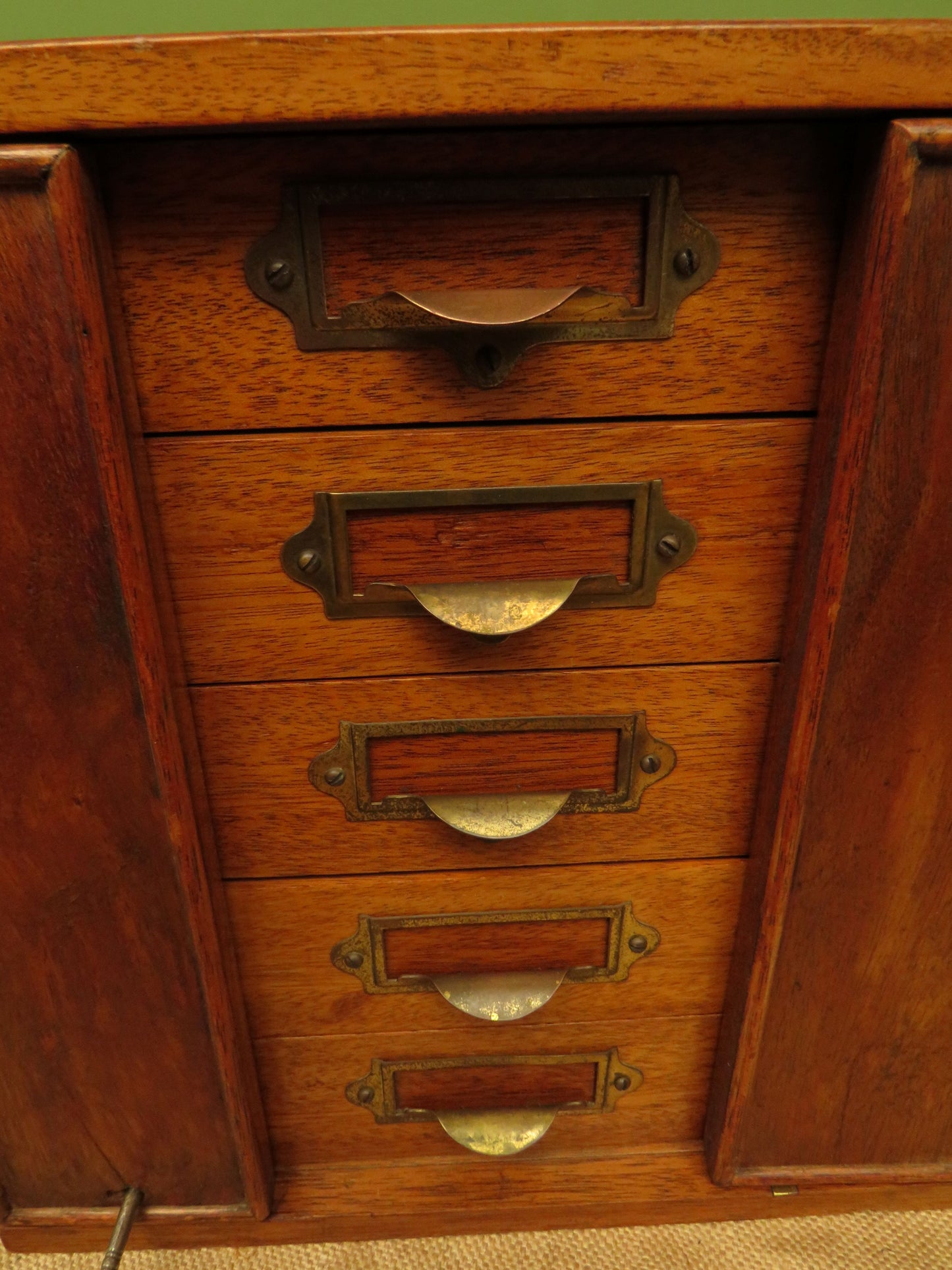 Antique Table top Collectors Chest, Lockable