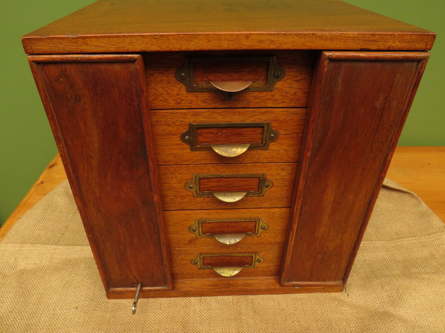 Antique Table top Collectors Chest, Lockable