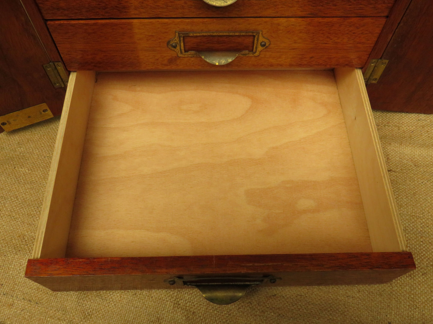 Antique Table top Collectors Chest, Lockable
