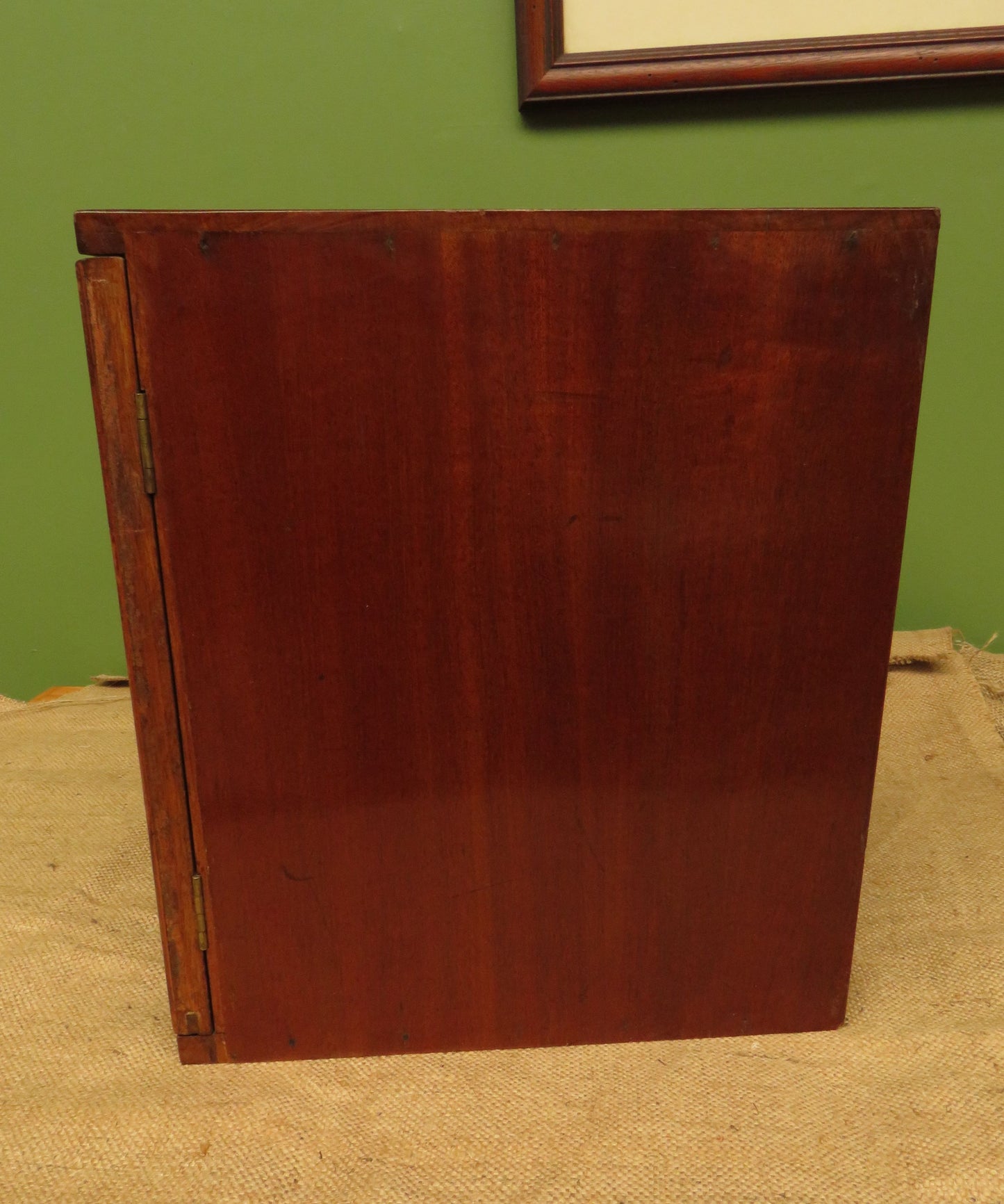 Antique Table top Collectors Chest, Lockable