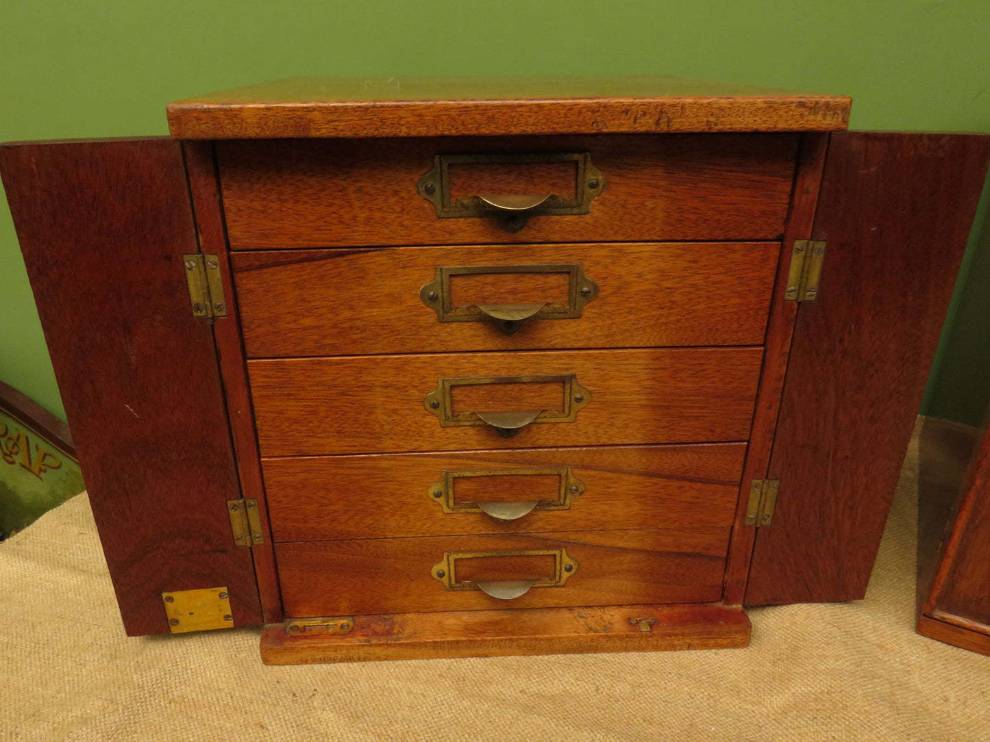 Antique Table top Collectors Chest No.2, Lockable