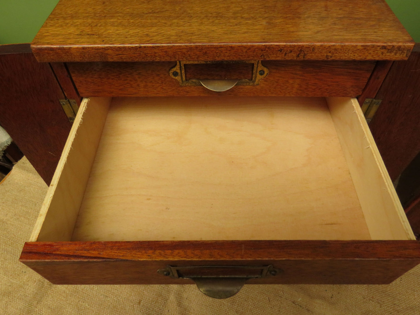 Antique Table top Collectors Chest No.2, Lockable