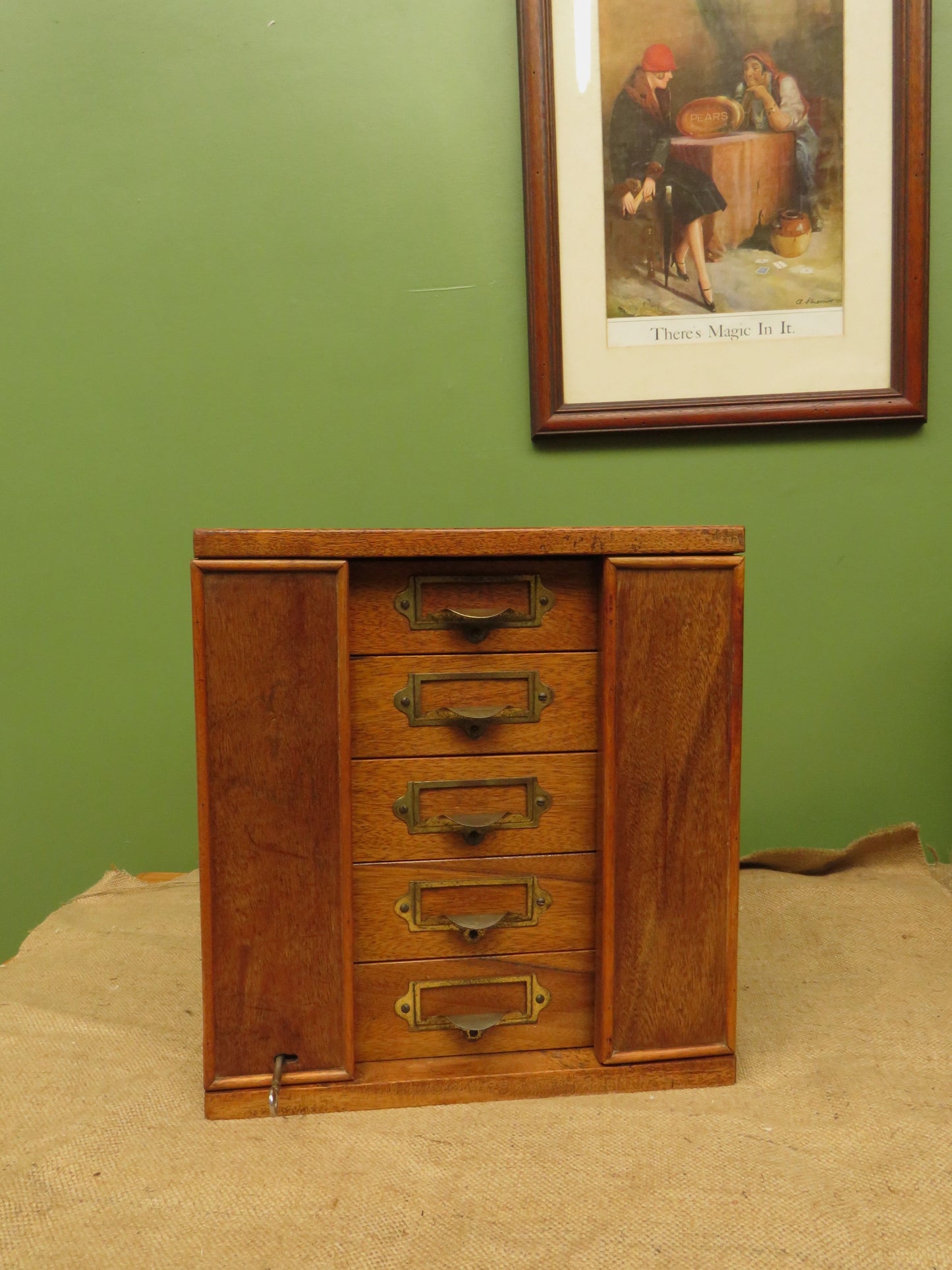 Antique Table top Collectors Chest No.2, Lockable