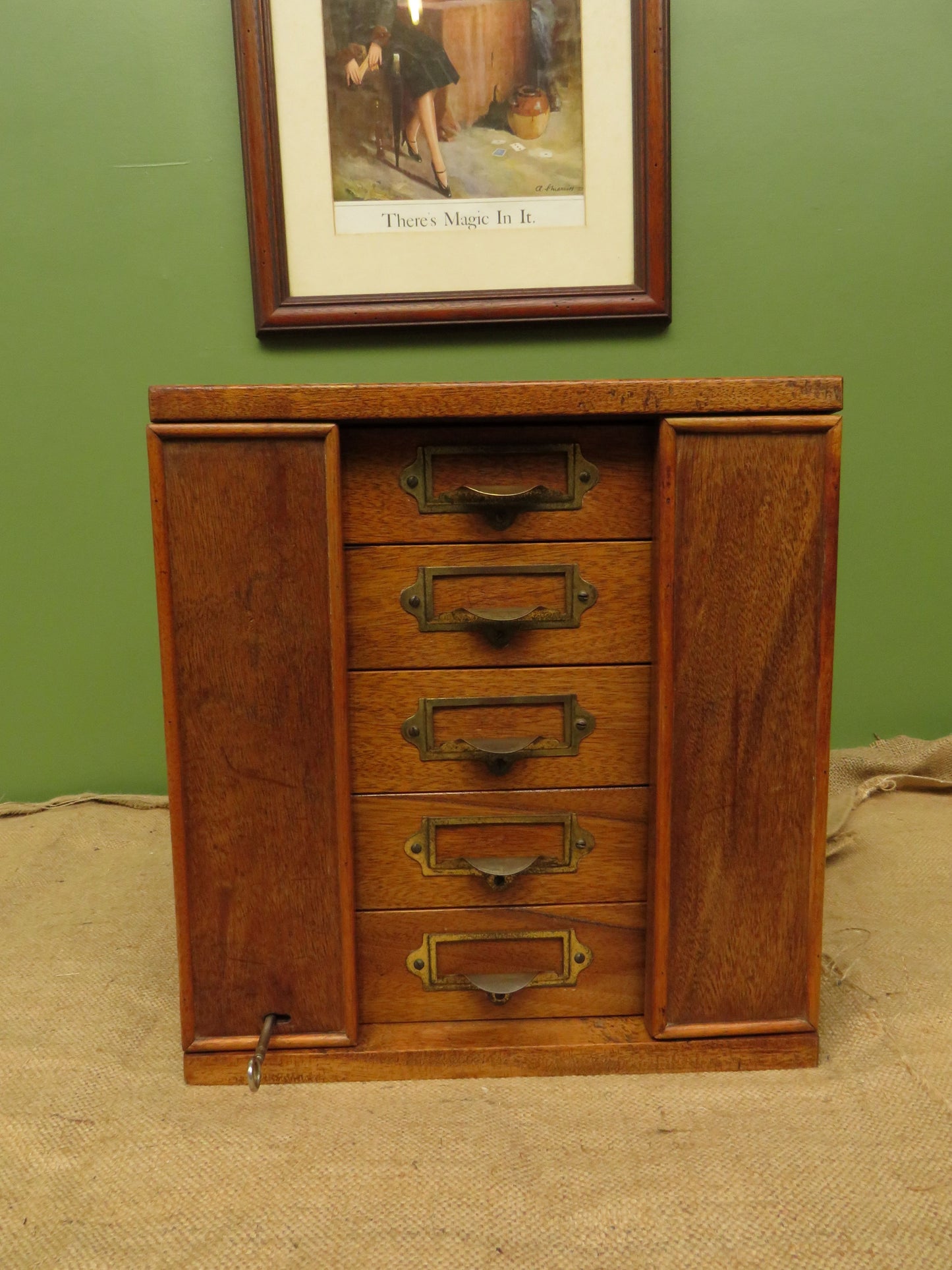 Antique Table top Collectors Chest No.2, Lockable