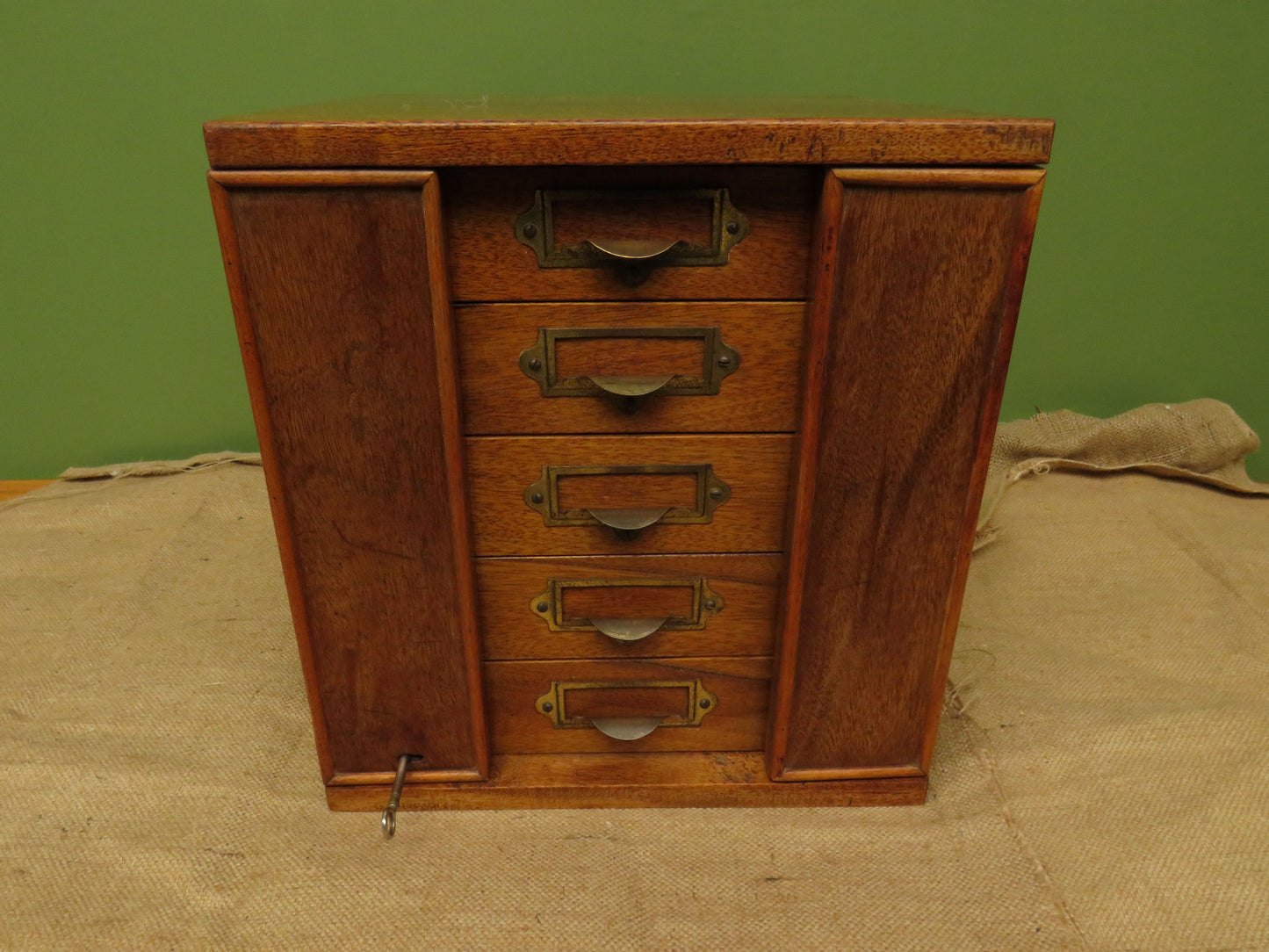 Antique Table top Collectors Chest No.2, Lockable