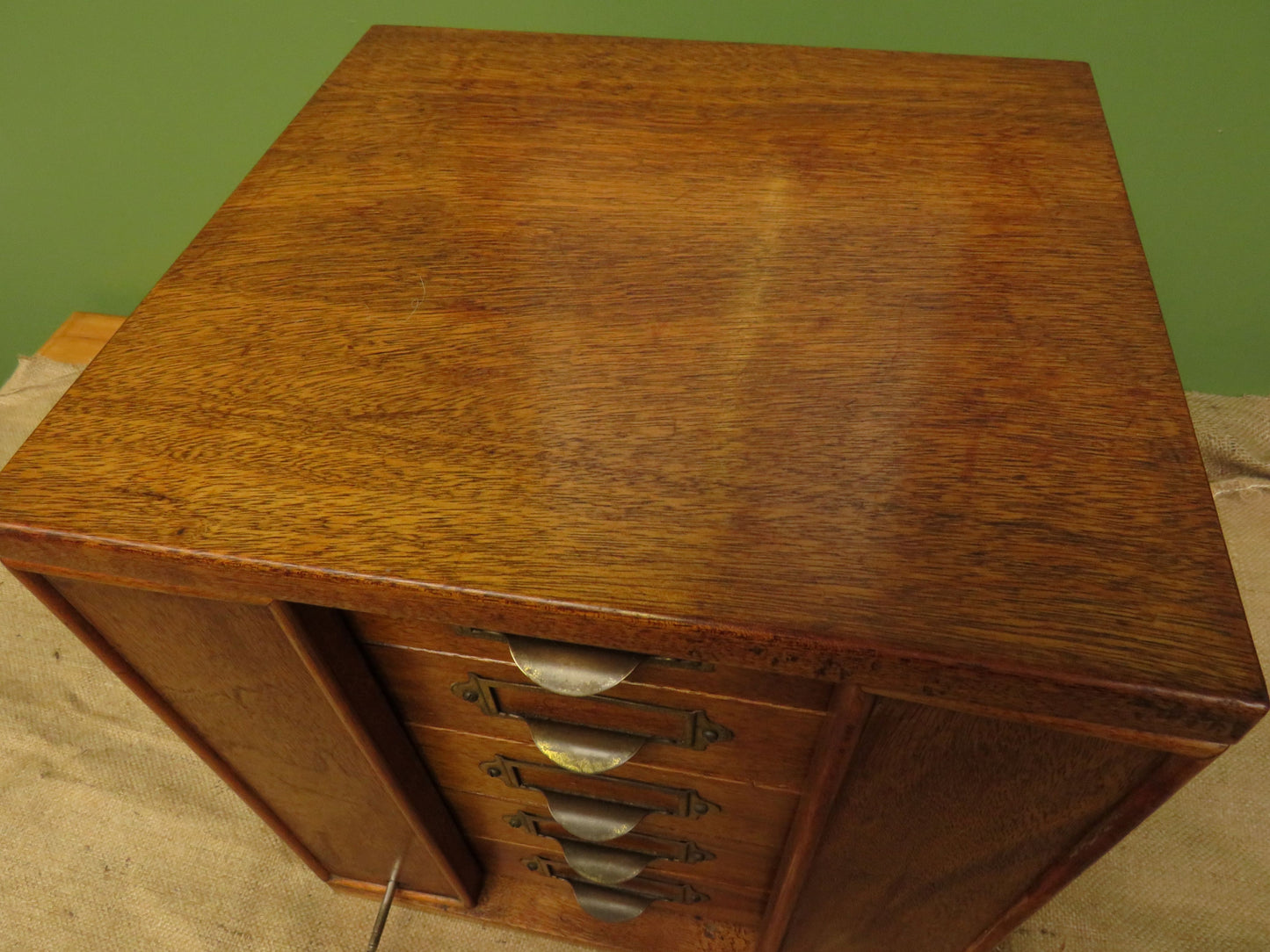 Antique Table top Collectors Chest No.2, Lockable
