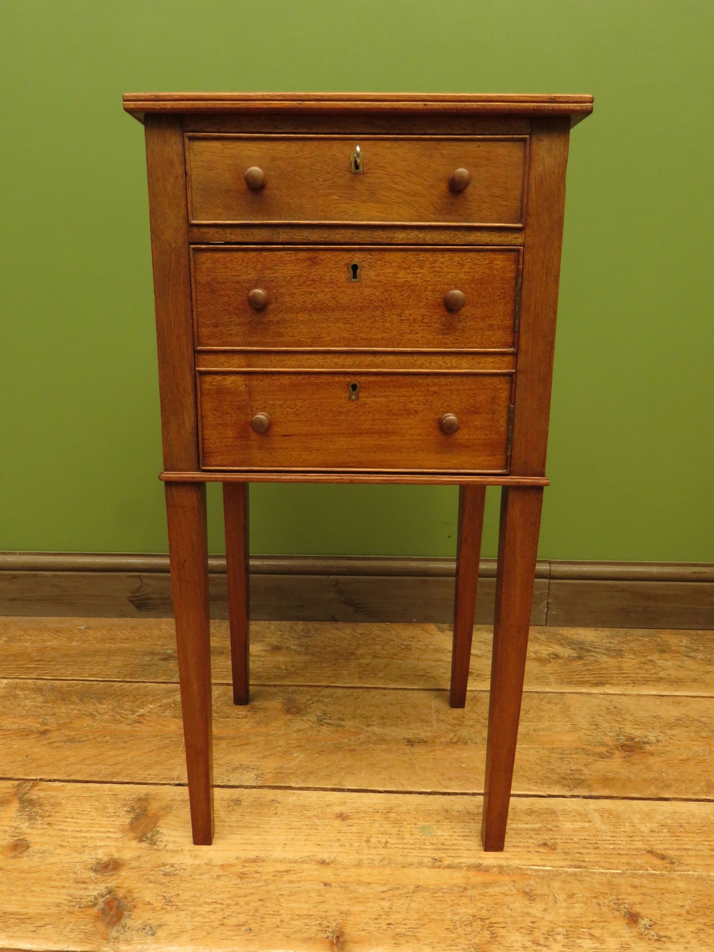 Antique Mahogany Bedside Cabinet