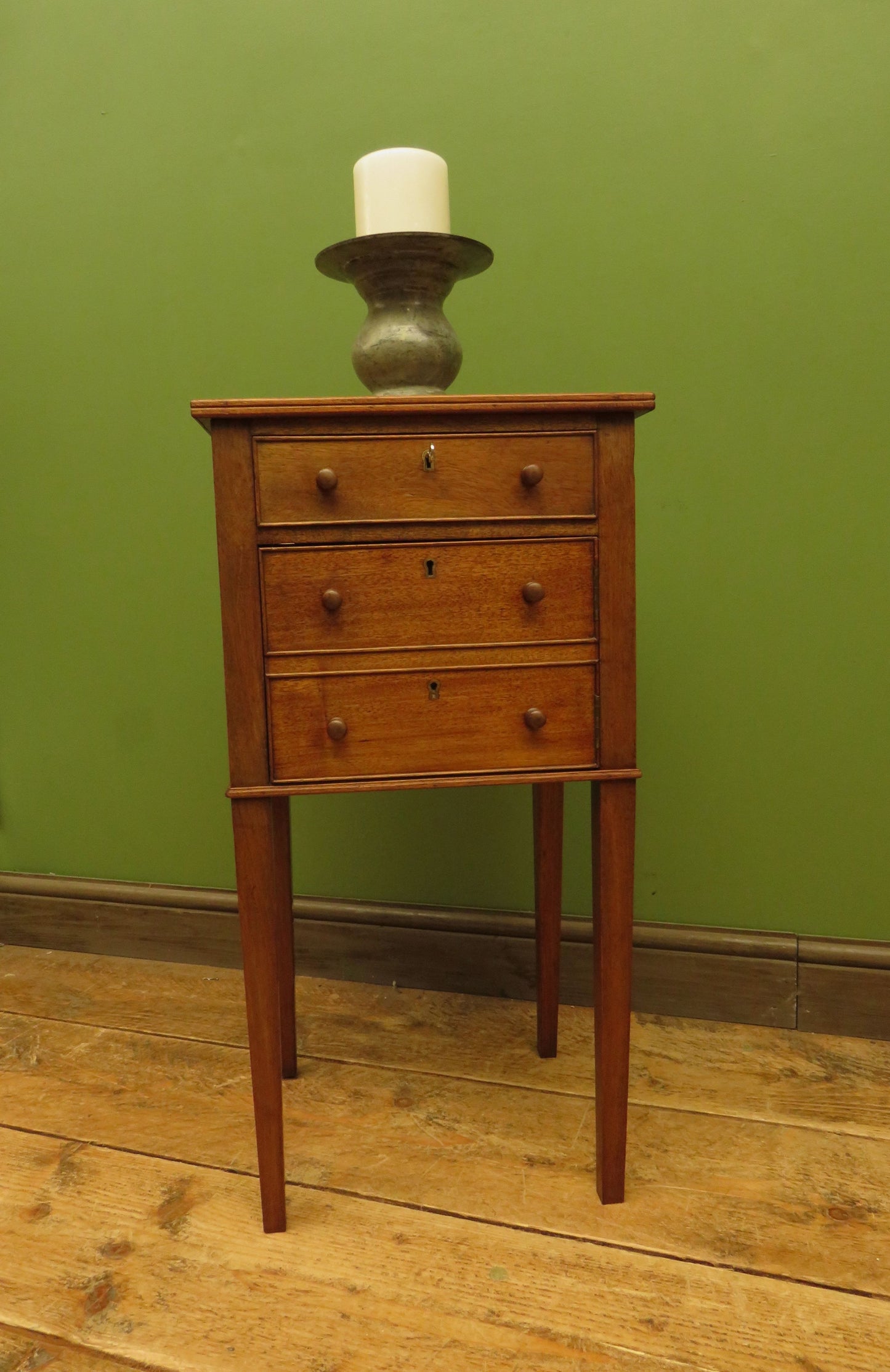 Antique Mahogany Bedside Cabinet