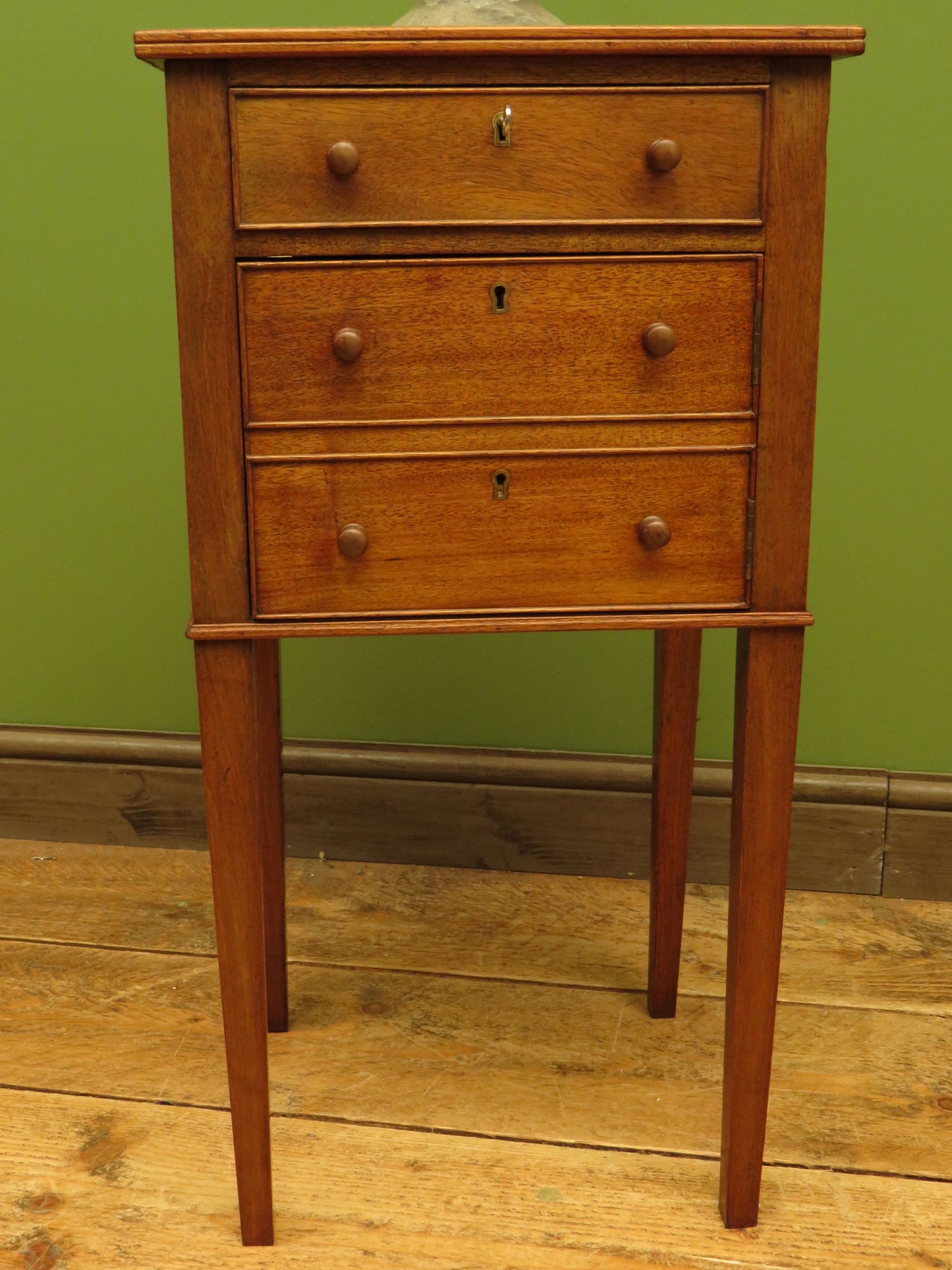 Antique Mahogany Bedside Cabinet