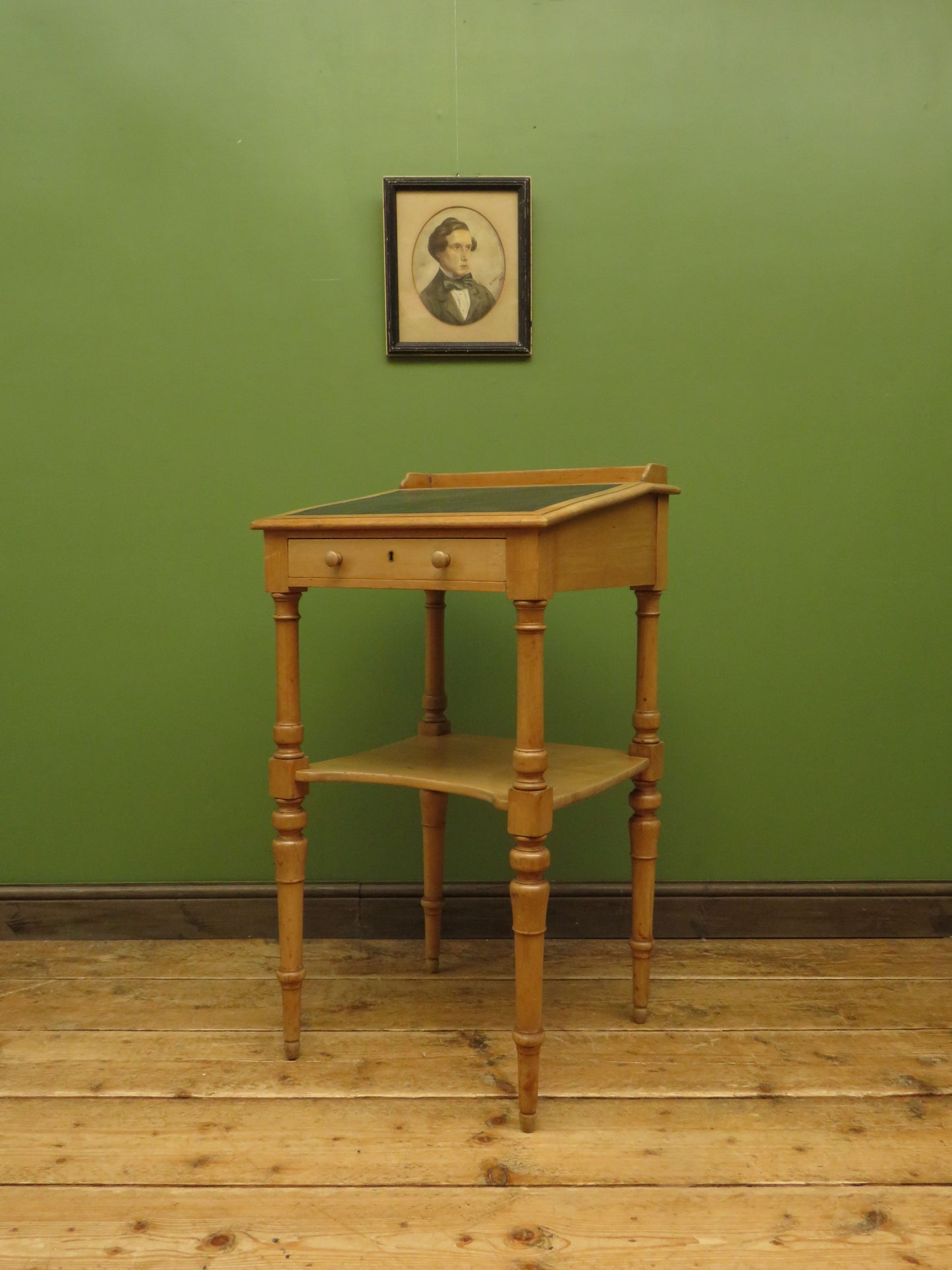 Small Victorian Pine Lectern Style Desk with sloped top