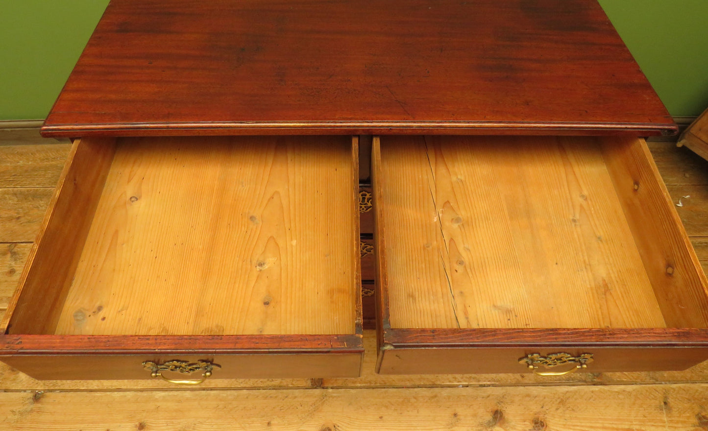 Antique Georgian Country House Chest of Drawers
