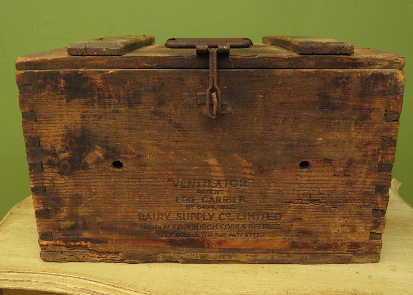 Rare Vintage Wooden 'Ventilator' patented Egg Crate, Dairy Supply Co