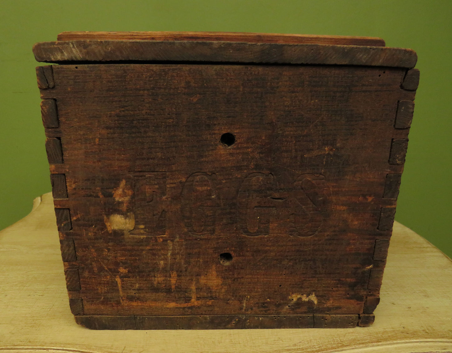 Rare Vintage Wooden 'Ventilator' patented Egg Crate, Dairy Supply Co