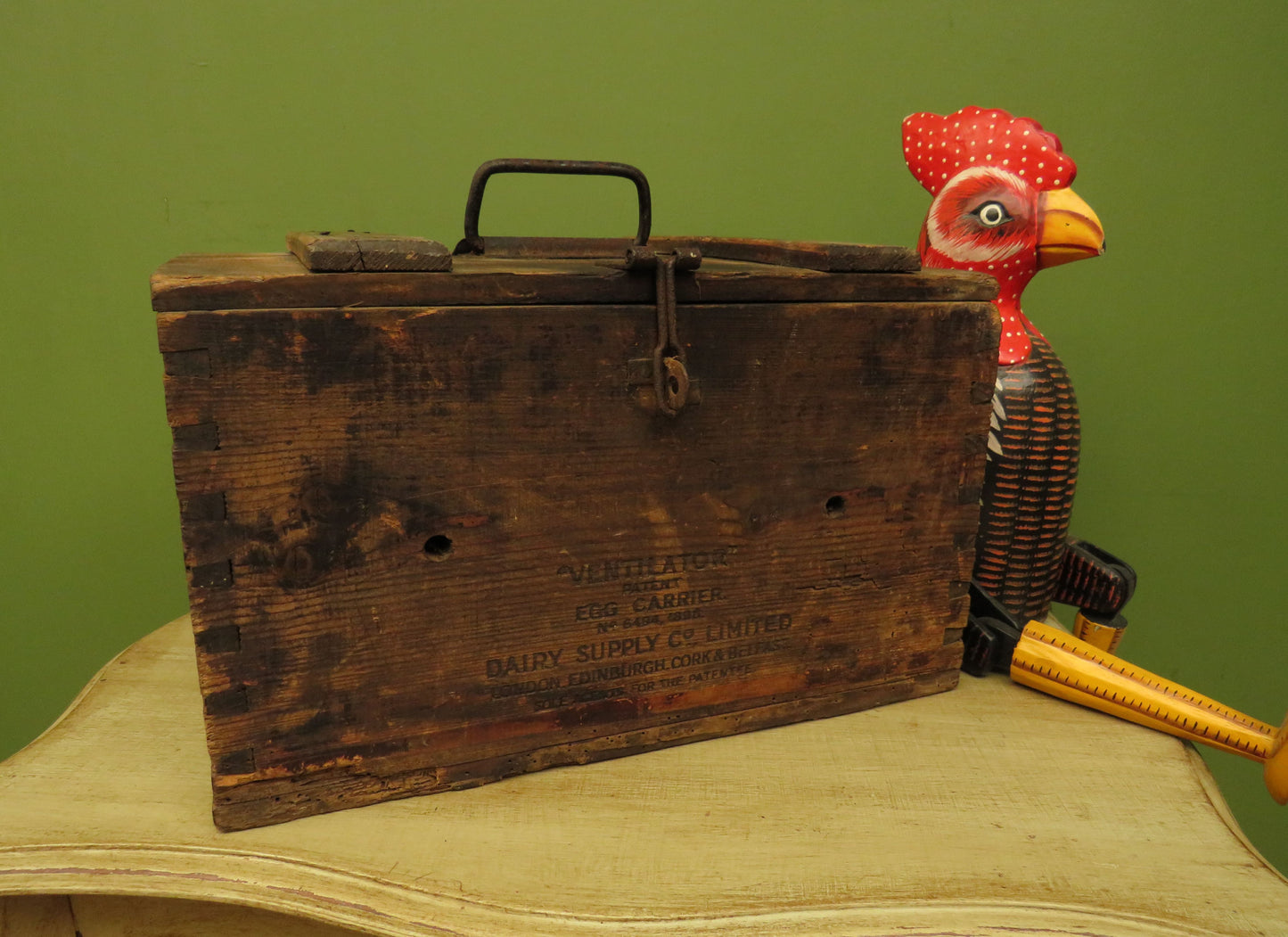 Rare Vintage Wooden 'Ventilator' patented Egg Crate, Dairy Supply Co