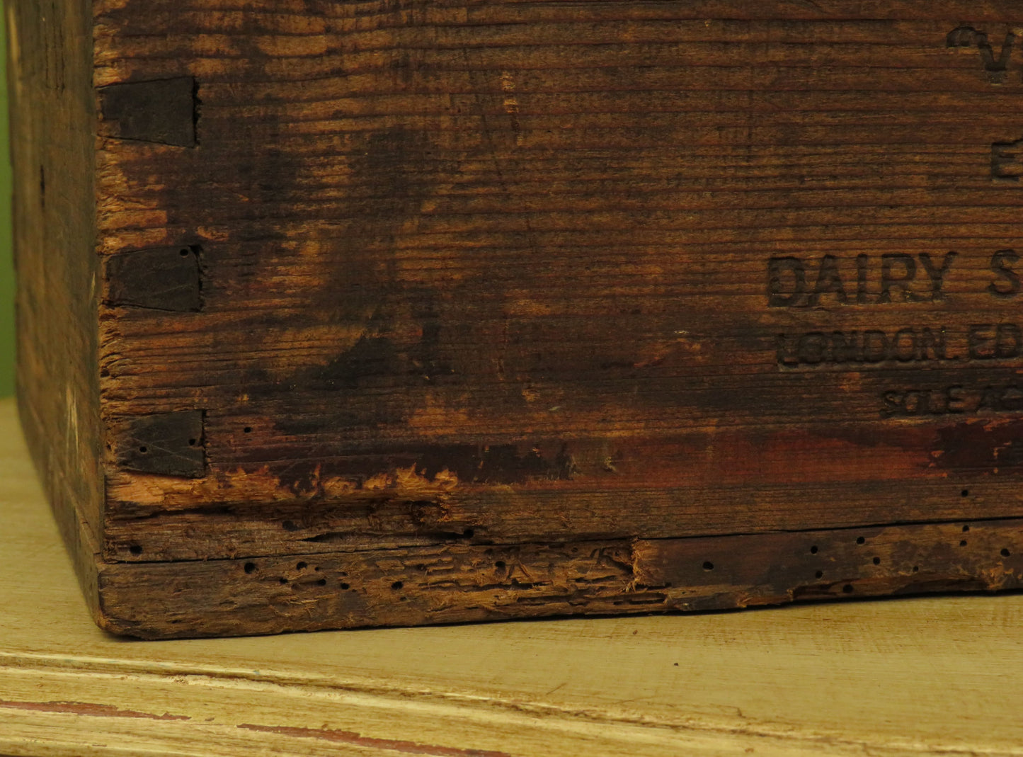 Rare Vintage Wooden 'Ventilator' patented Egg Crate, Dairy Supply Co