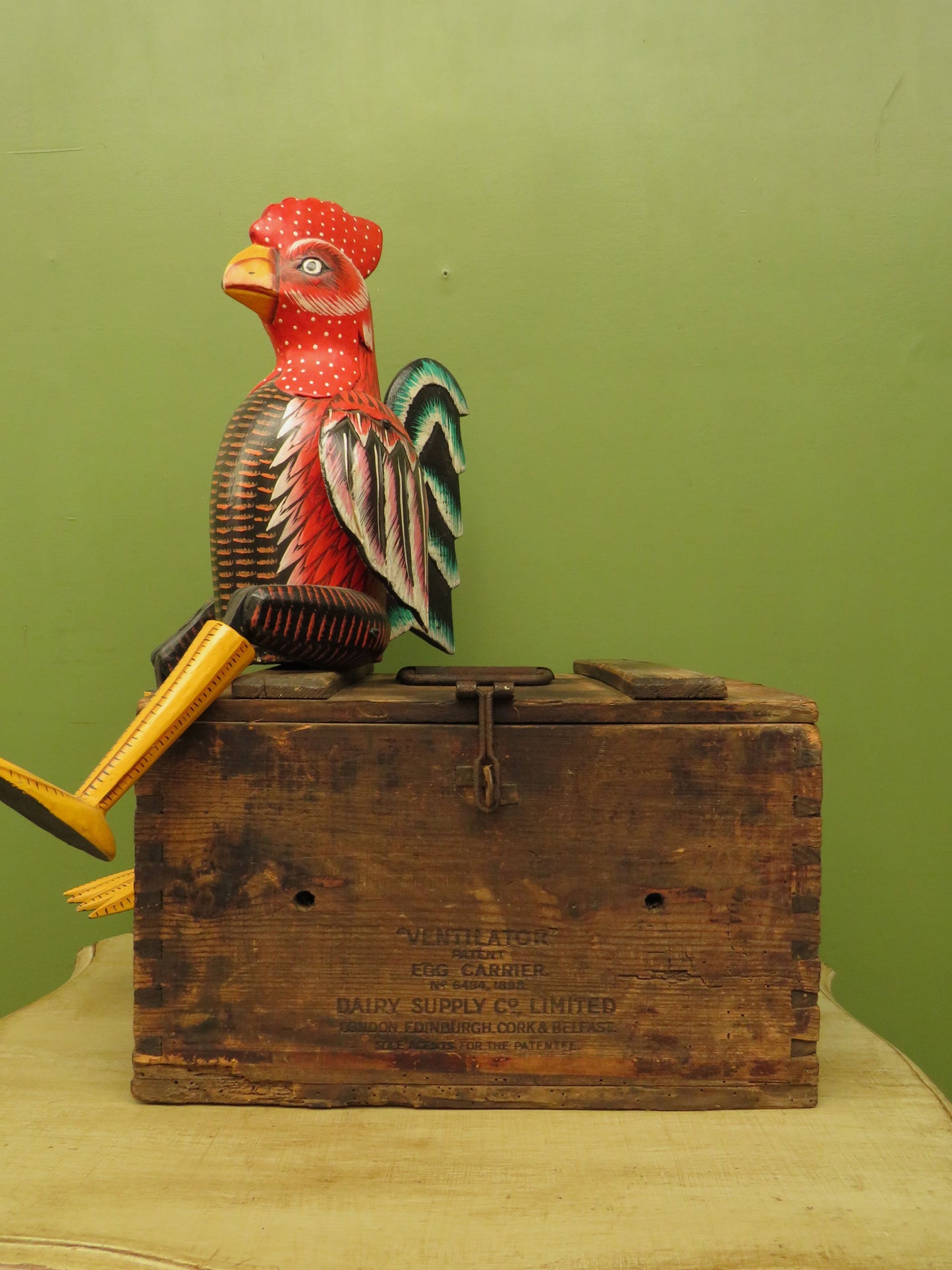 Rare Vintage Wooden 'Ventilator' patented Egg Crate, Dairy Supply Co