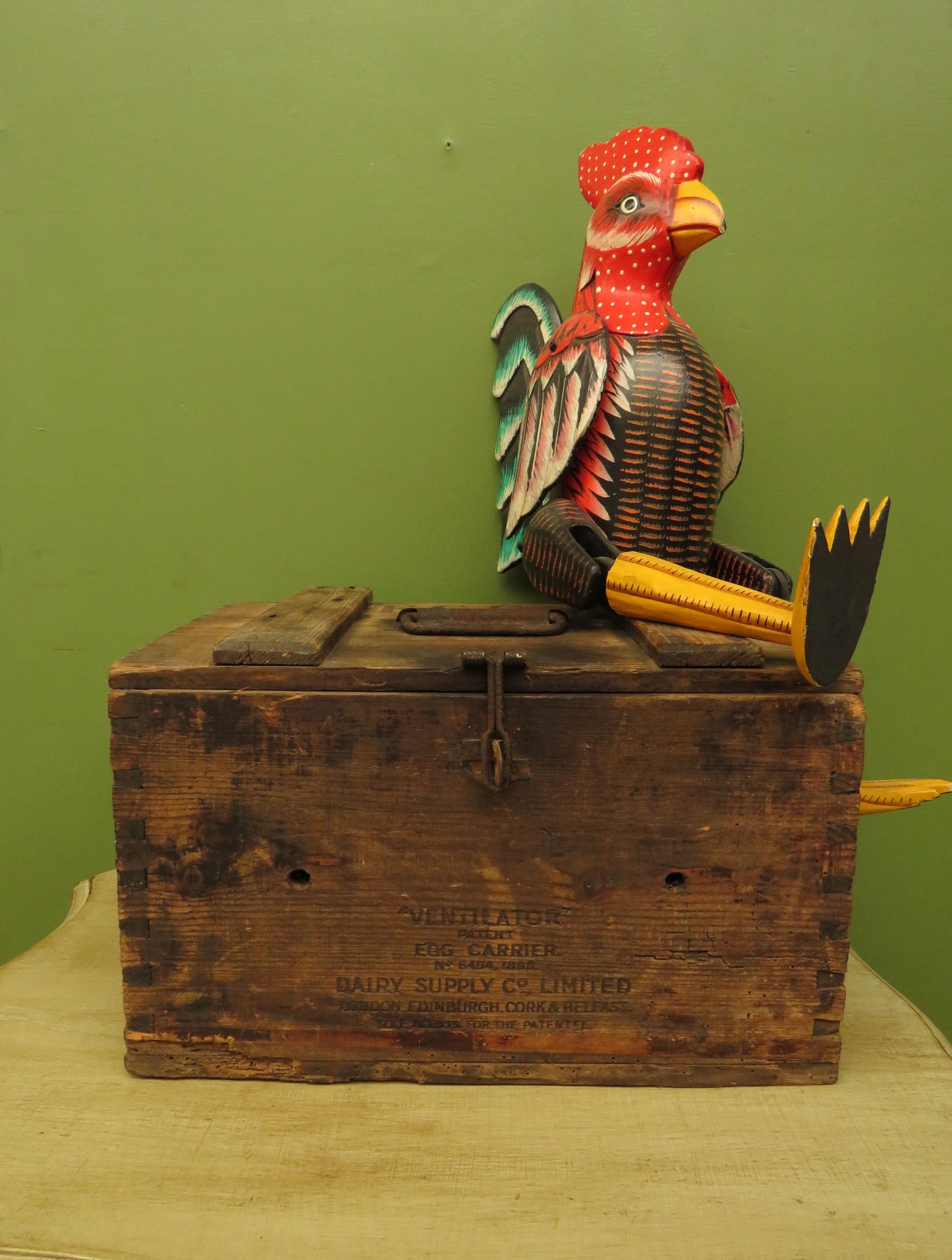 Rare Vintage Wooden 'Ventilator' patented Egg Crate, Dairy Supply Co