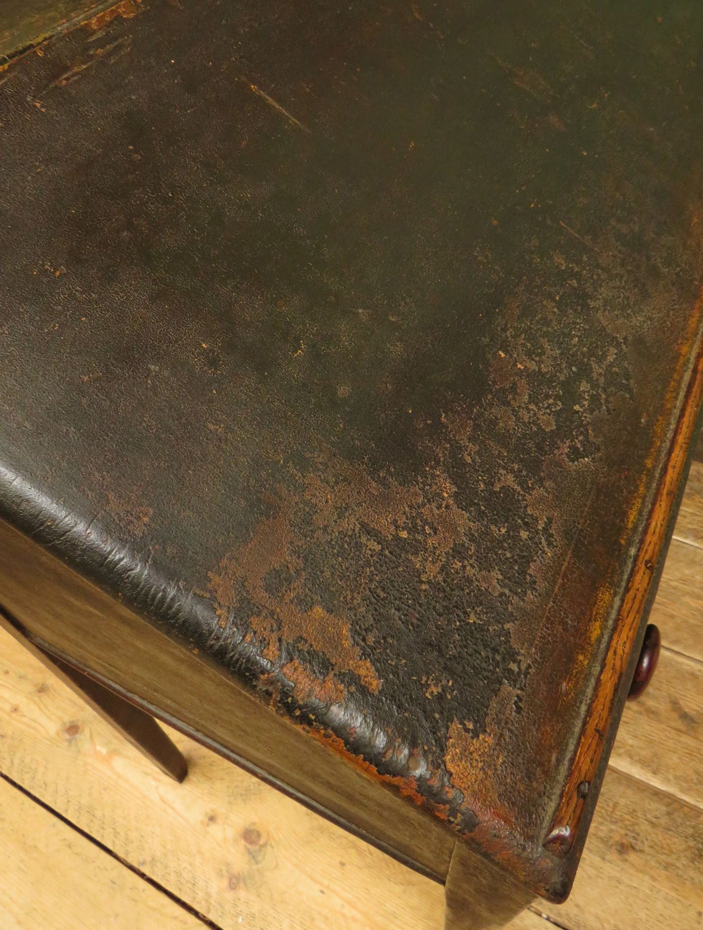 Victorian Clerks Desk with Sloping Top