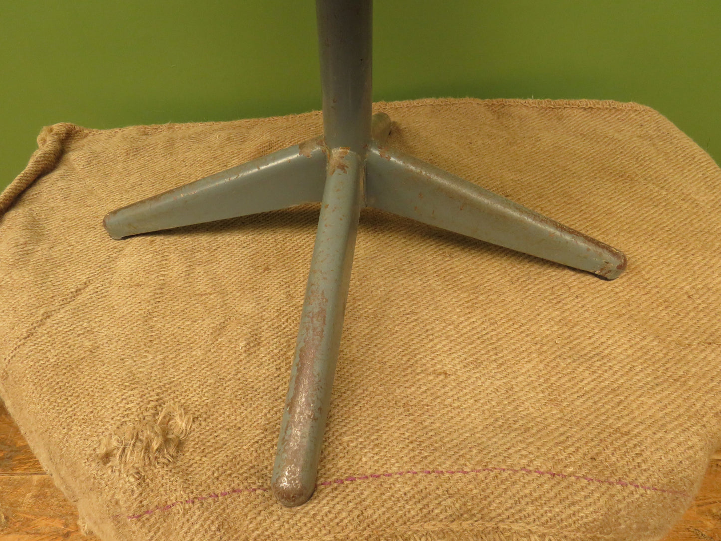 Vintage Singer Machinists Chair