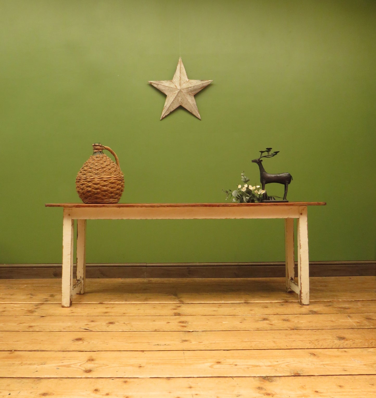 Rustic Potting Shed Bench with Chippy Paint Base